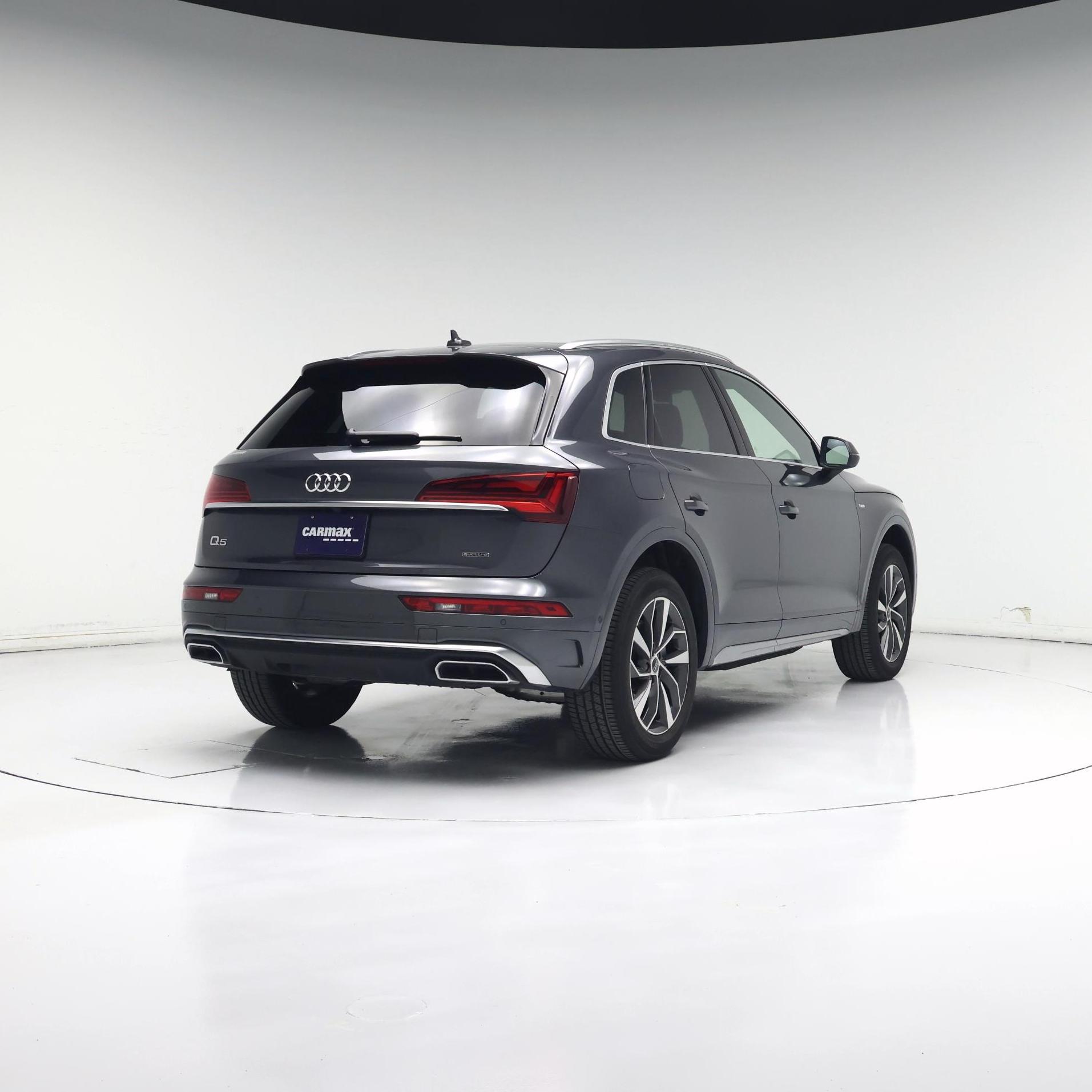 Thumbnail: 2024 Audi Q5 - 8