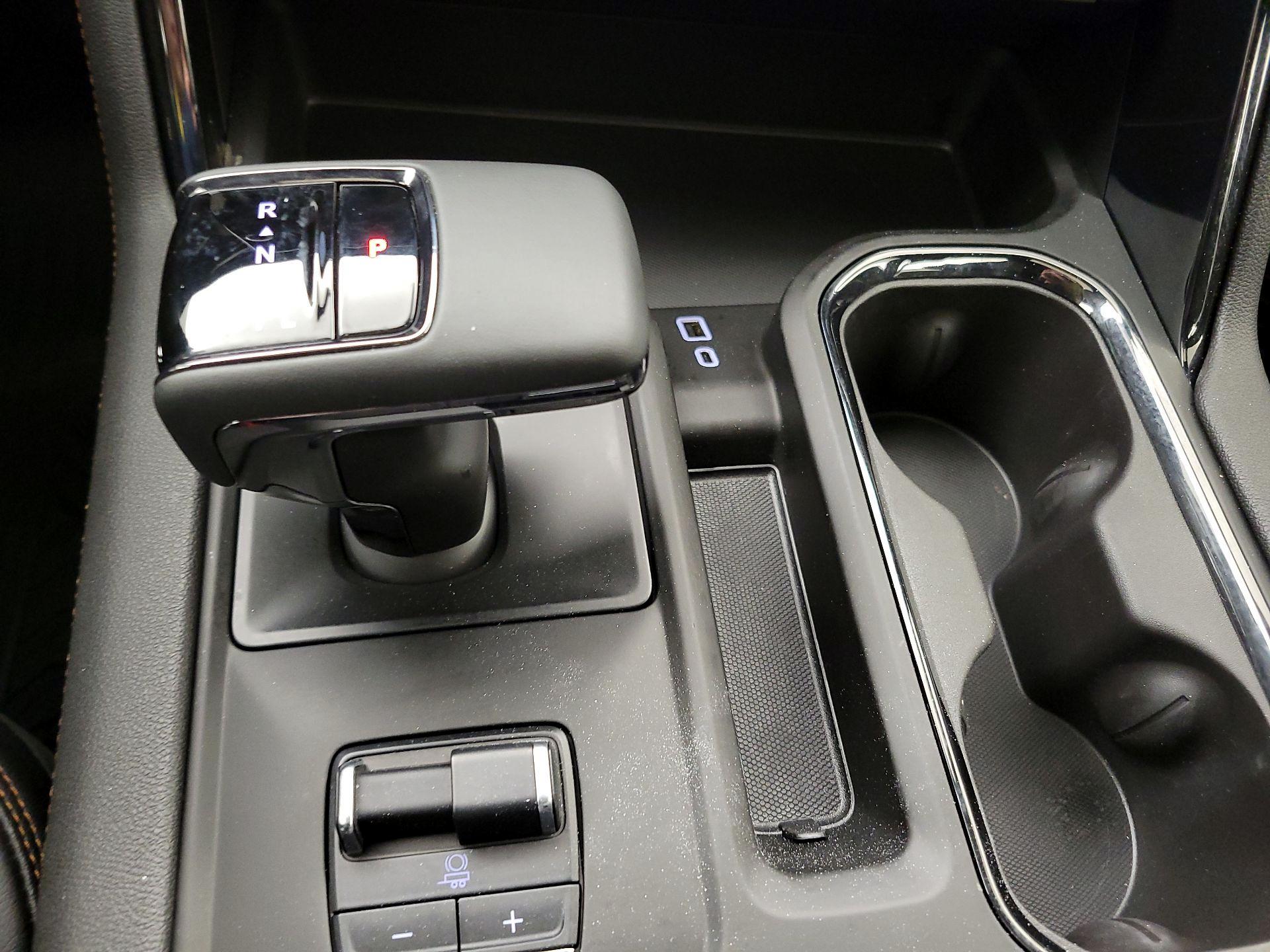 Thumbnail: 2025 GMC Sierra 1500 - 17