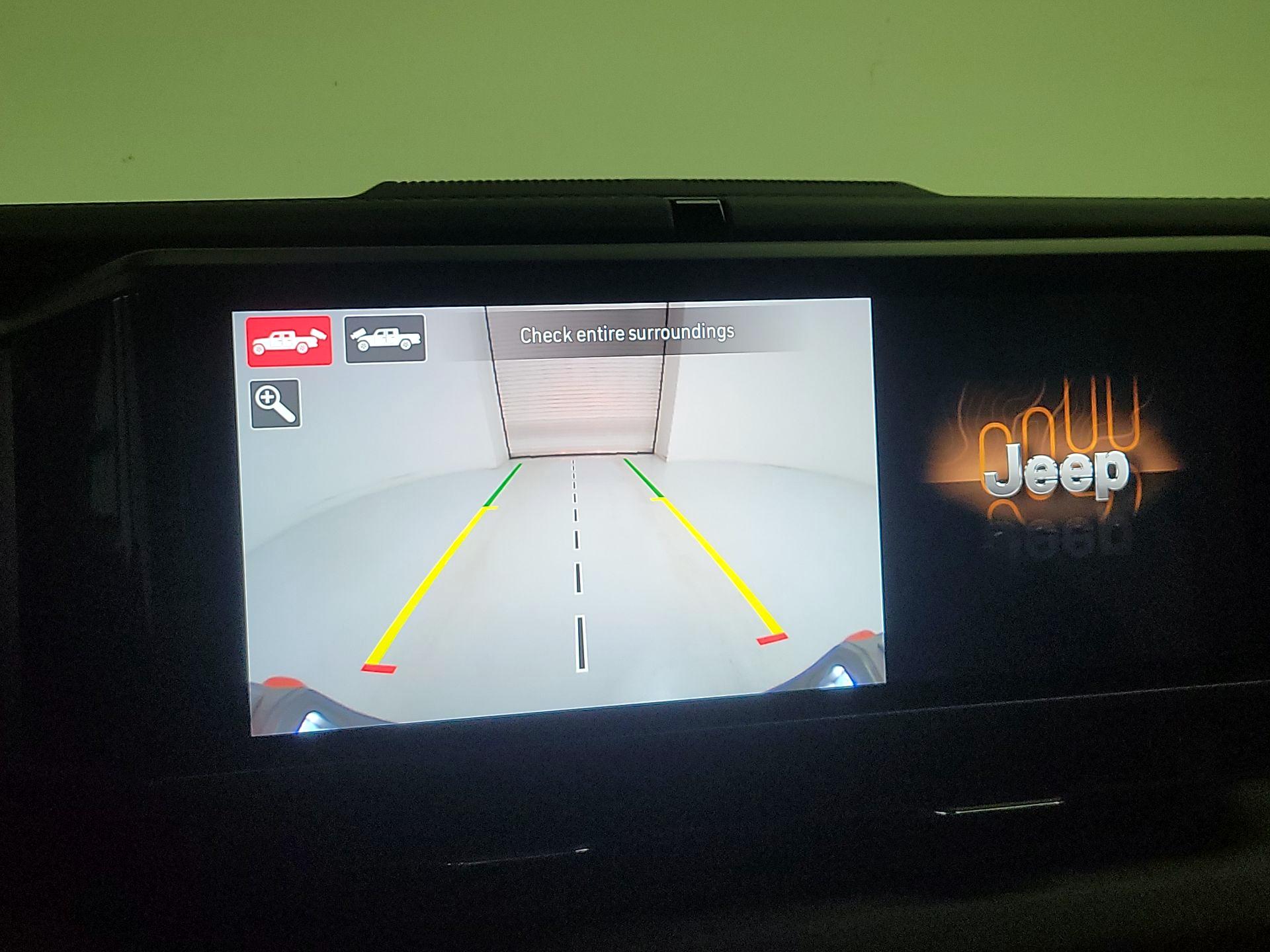 Thumbnail: 2025 Jeep Gladiator - 15