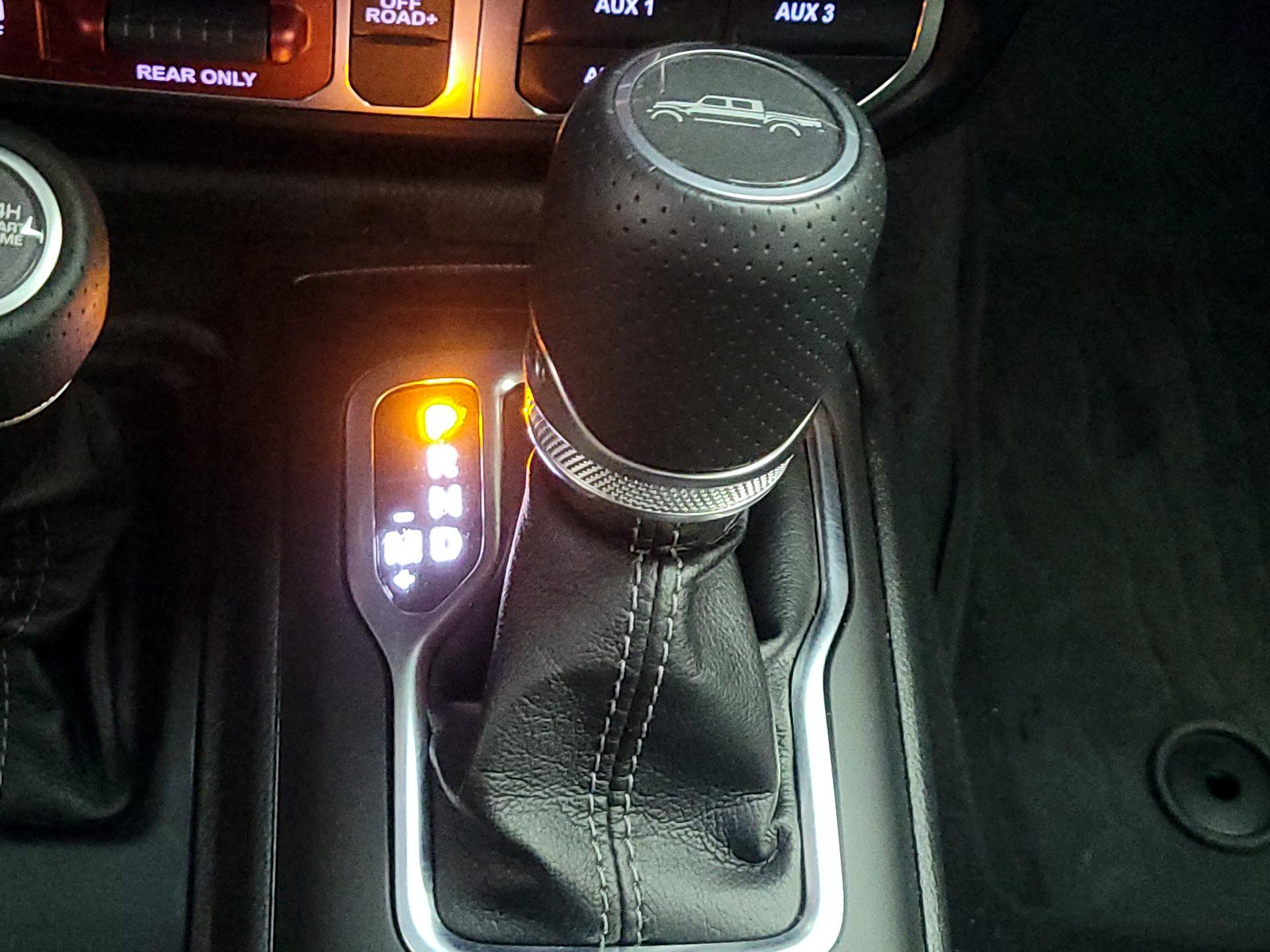 Thumbnail: 2025 Jeep Gladiator - 18