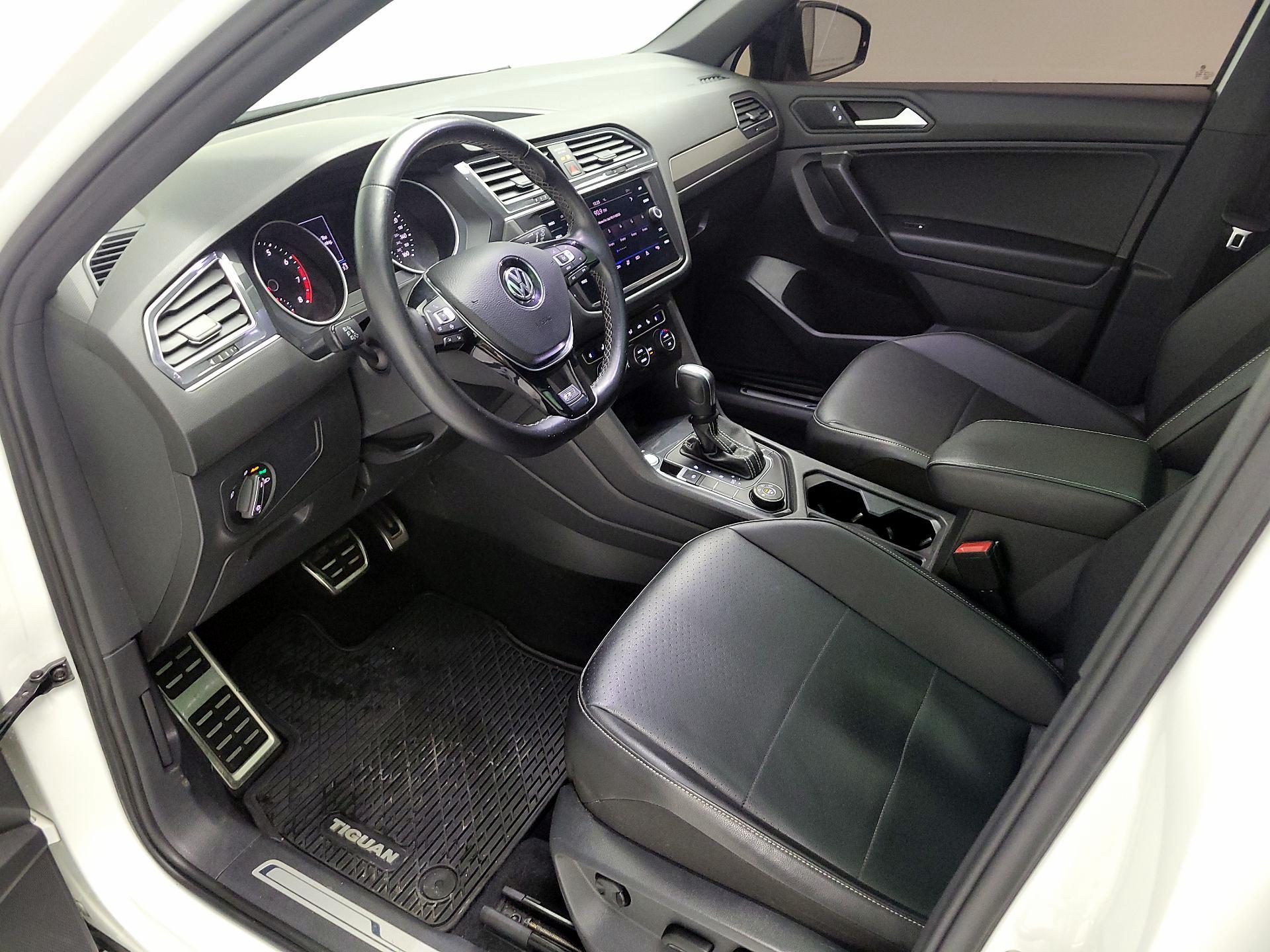 Thumbnail: 2021 Volkswagen Tiguan - 11