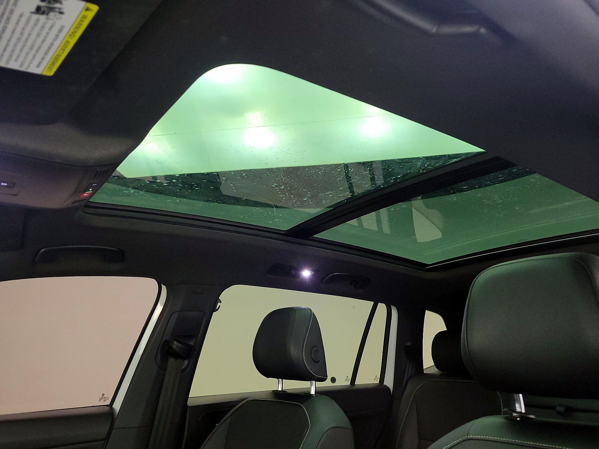 Thumbnail: 2021 Volkswagen Tiguan - 19