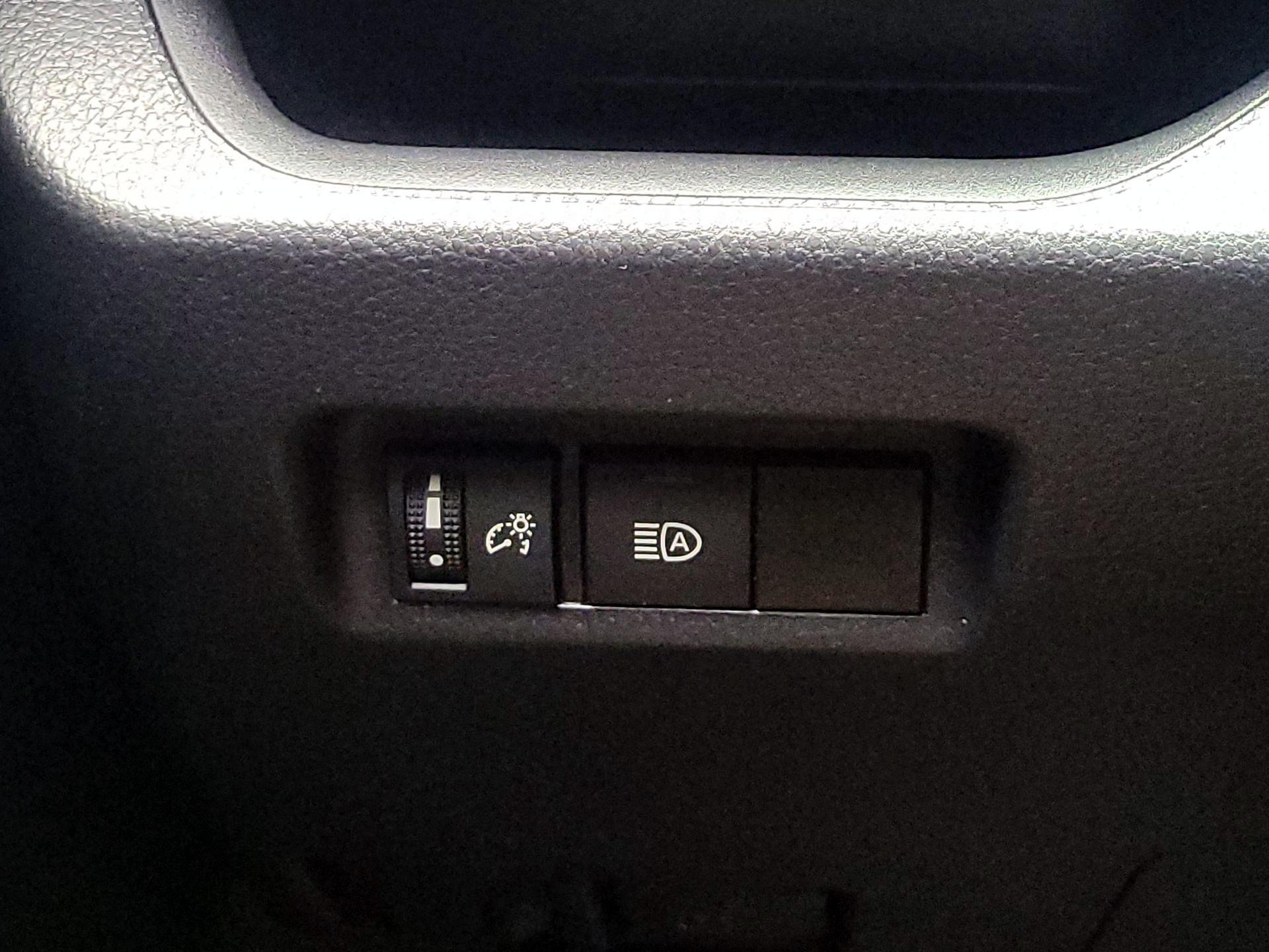 Thumbnail: 2024 Toyota RAV4 - 13