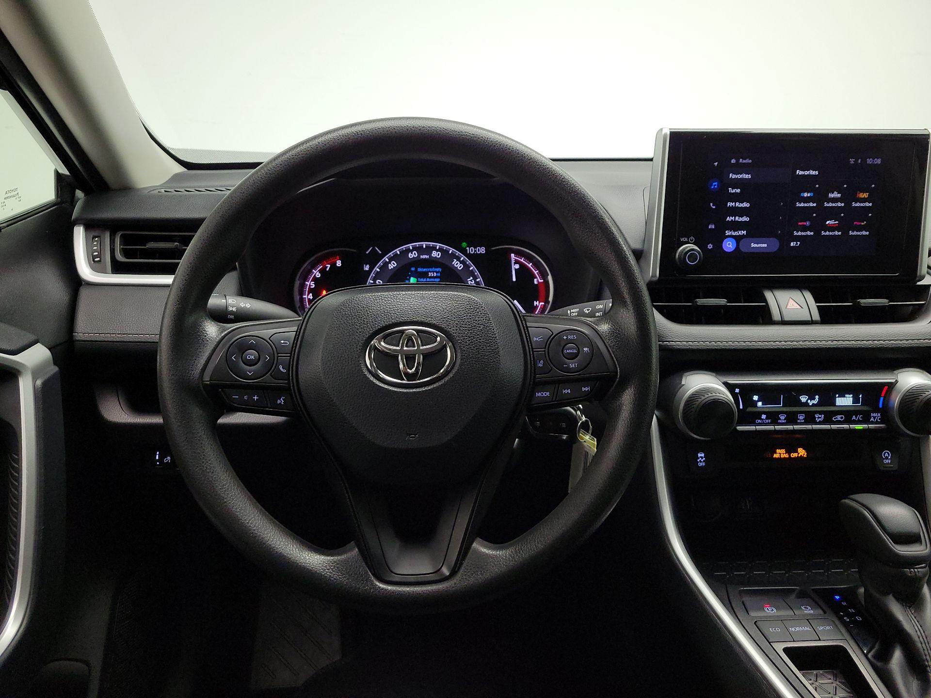 Thumbnail: 2025 Toyota RAV4 - 10
