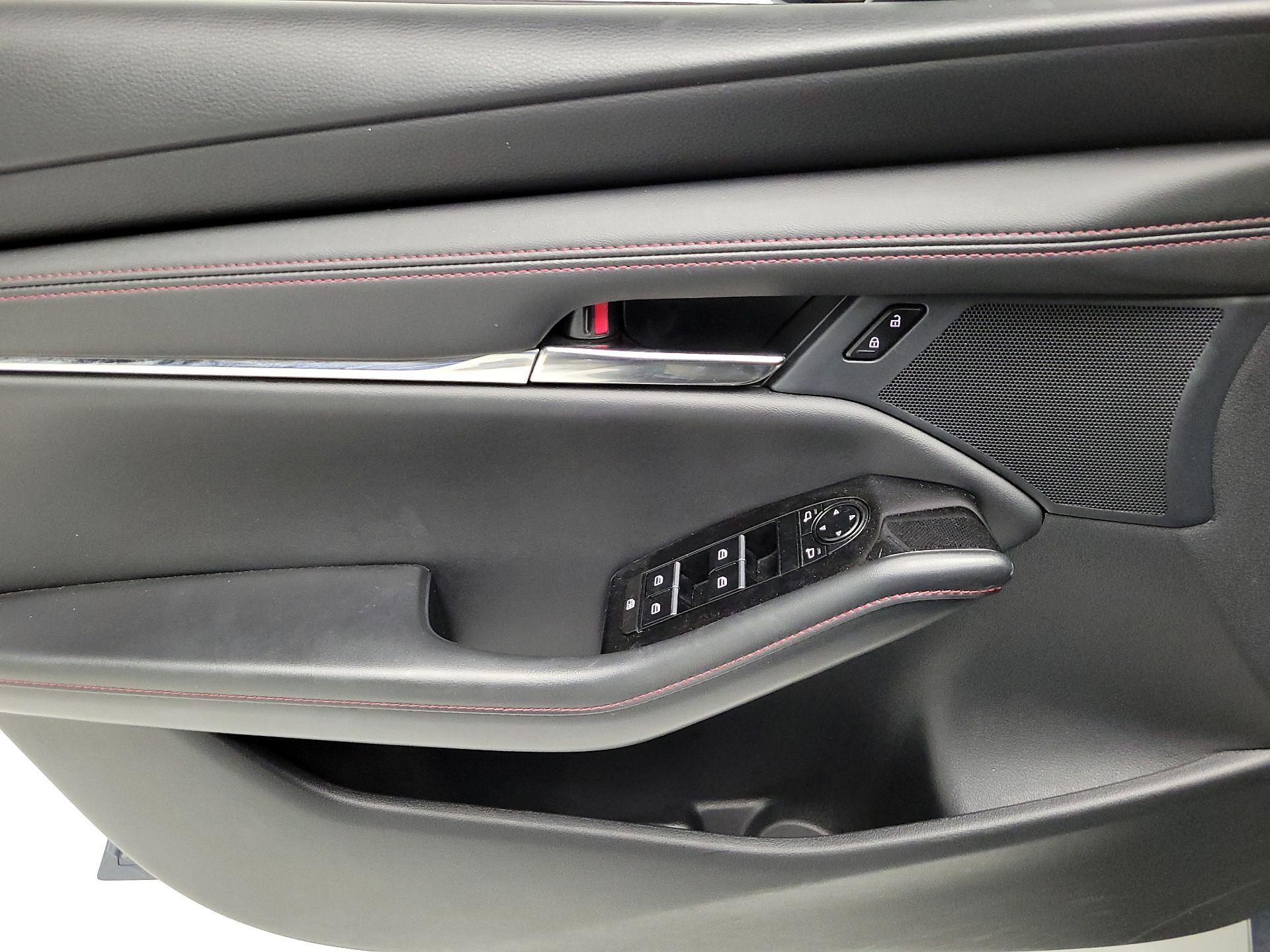 Thumbnail: 2025 Mazda Mazda3 - 12