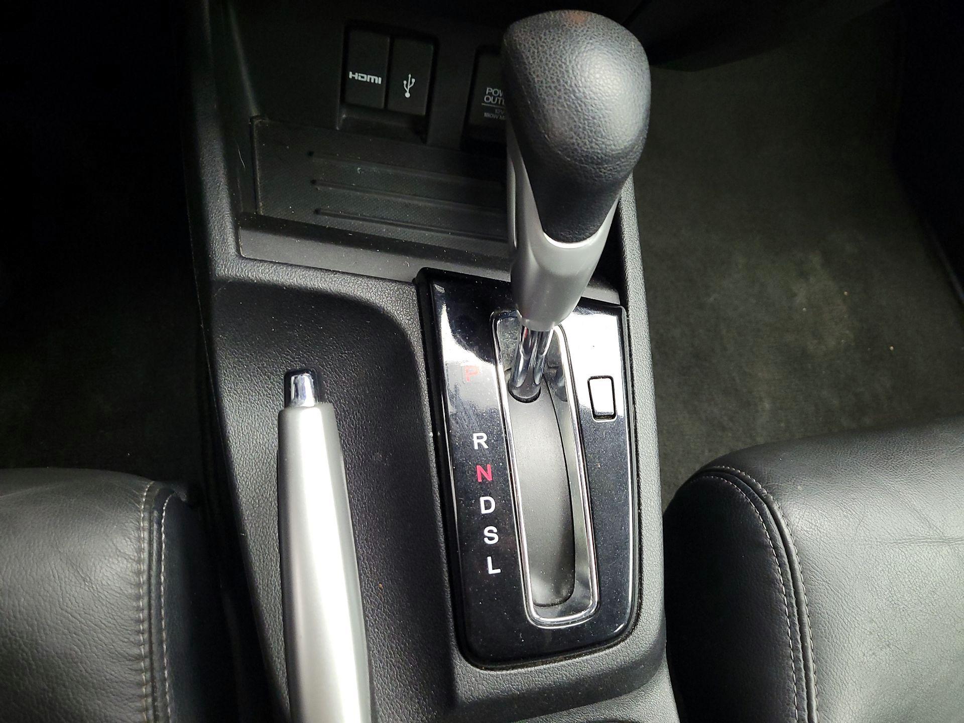 Thumbnail: 2014 Honda Civic - 17