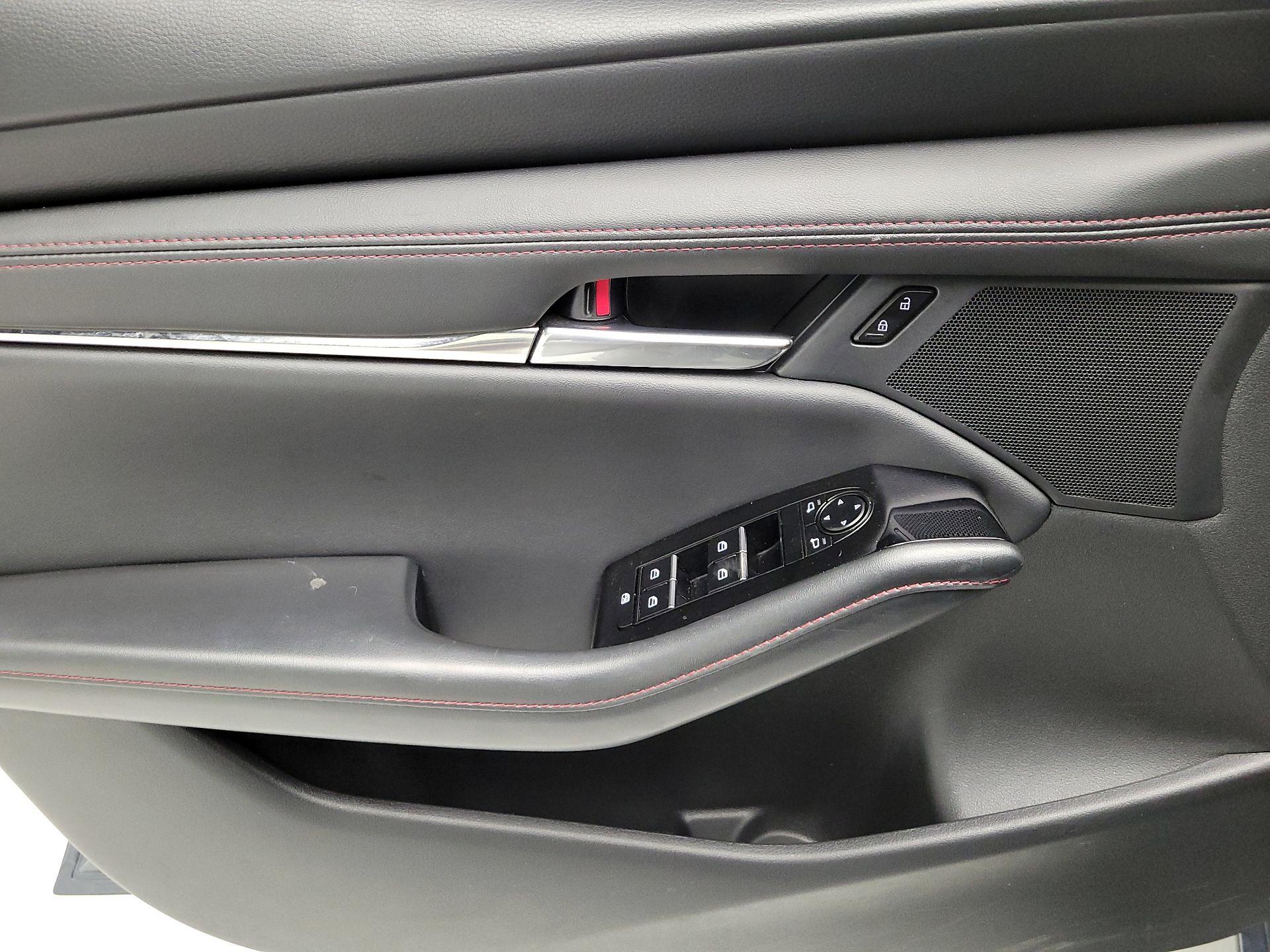 Thumbnail: 2025 Mazda Mazda3 - 12