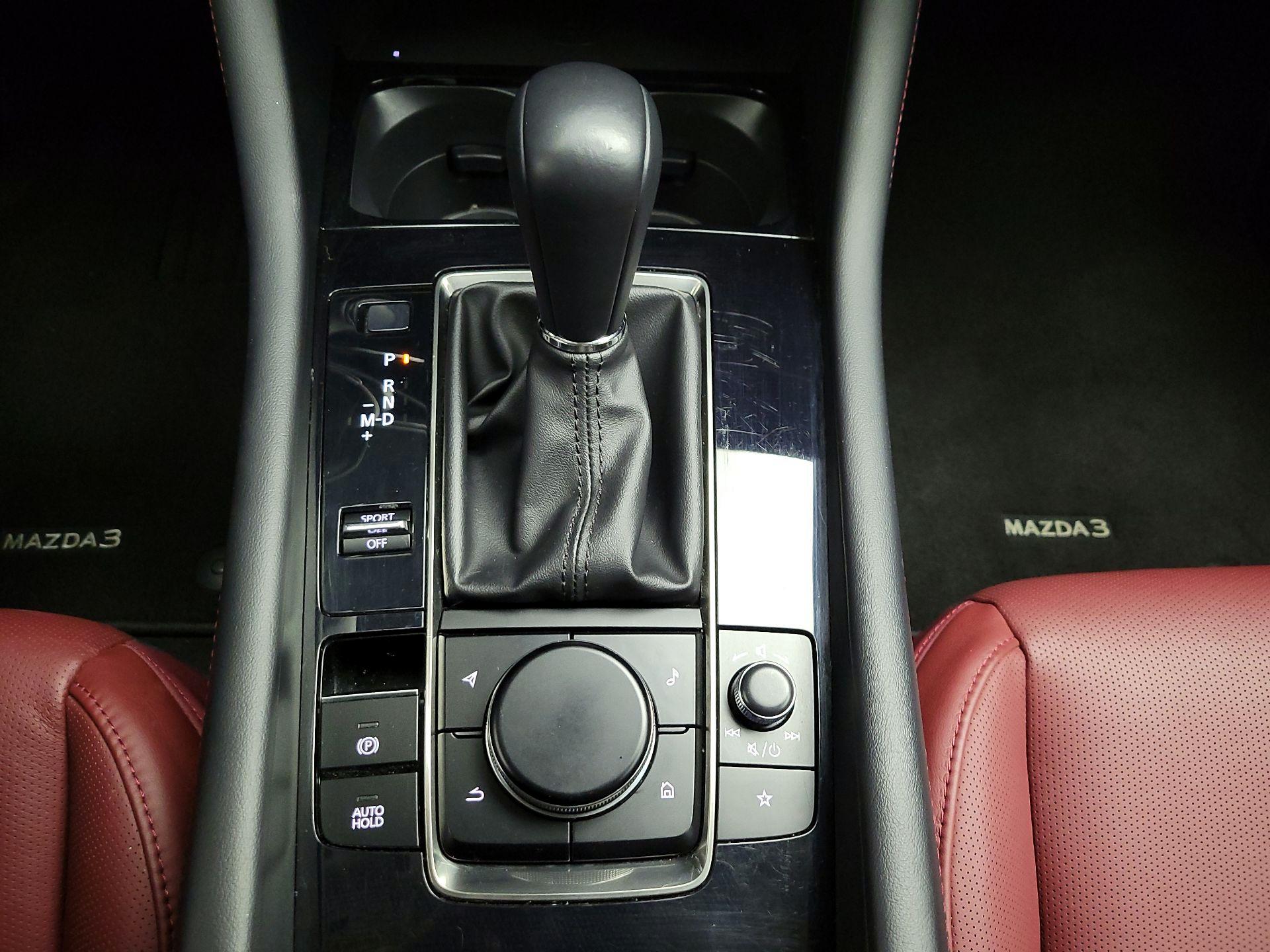 Thumbnail: 2025 Mazda Mazda3 - 17