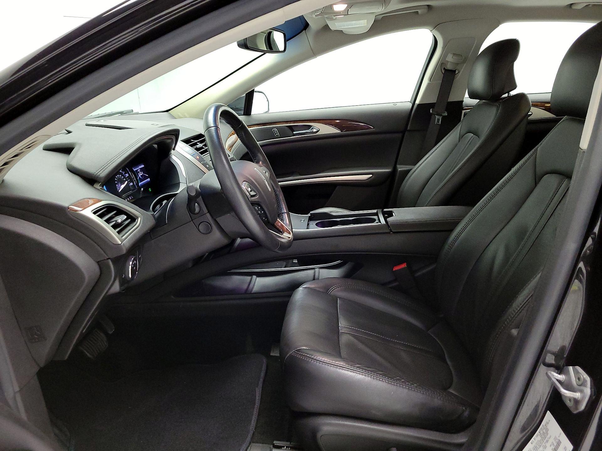 Thumbnail: 2014 Lincoln MKZ - 11