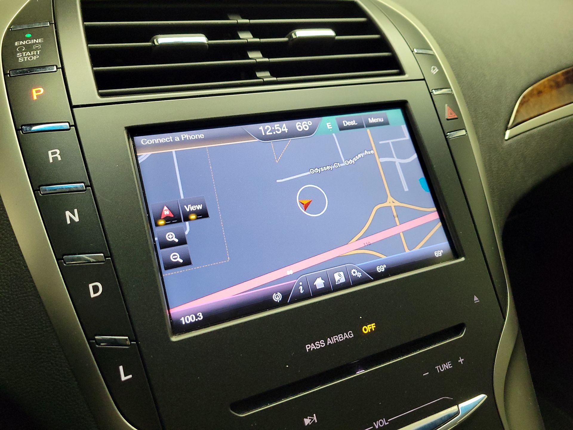 Thumbnail: 2014 Lincoln MKZ - 14