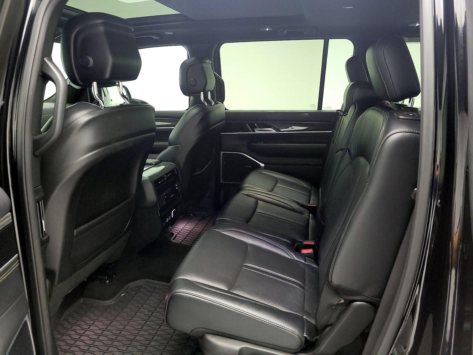 Rear Air Conditioning