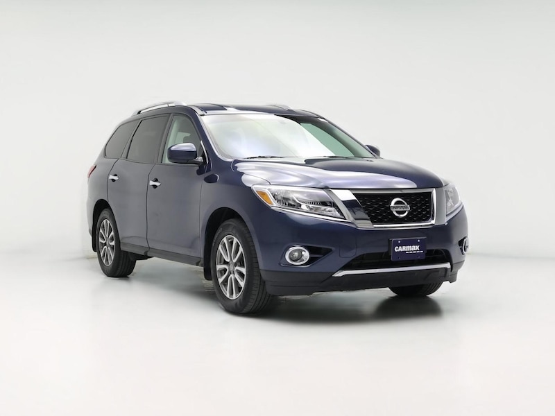 2016 Nissan Pathfinder SV -
                  Kenosha, WI