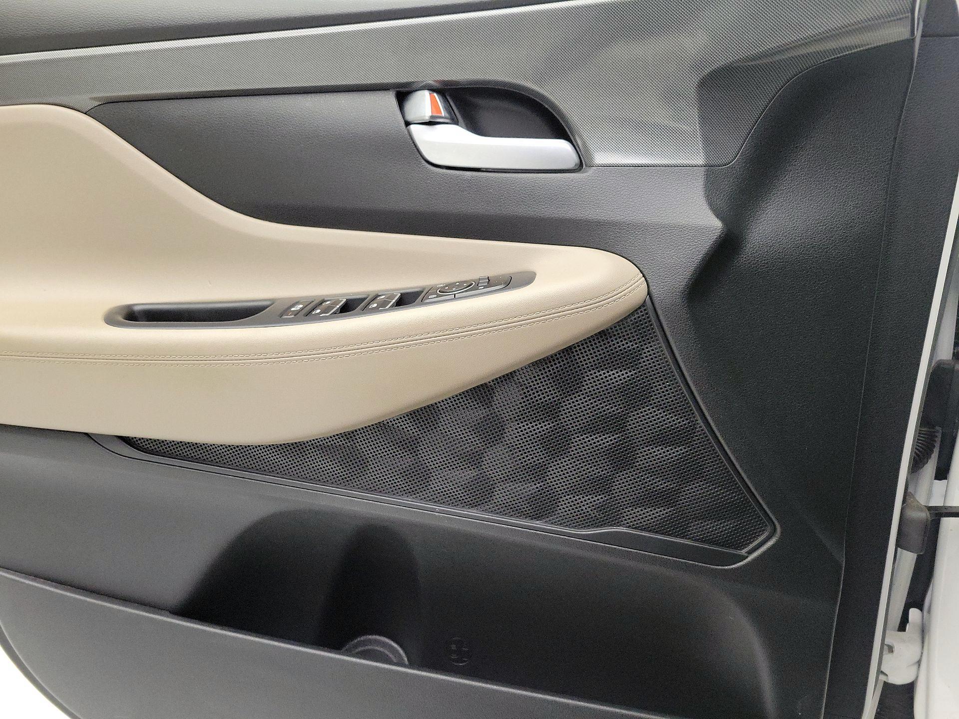 Thumbnail: 2023 Hyundai Santa Fe - 12