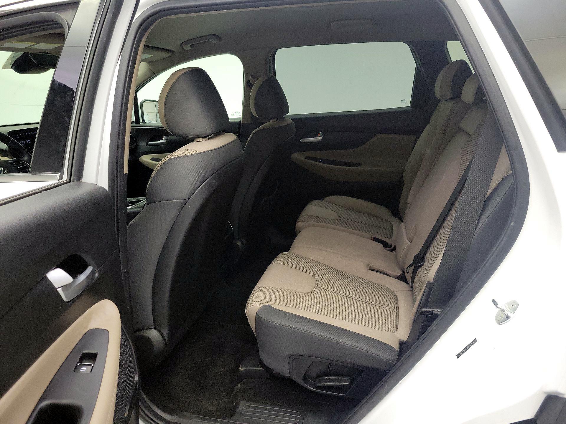 Thumbnail: 2023 Hyundai Santa Fe - 19