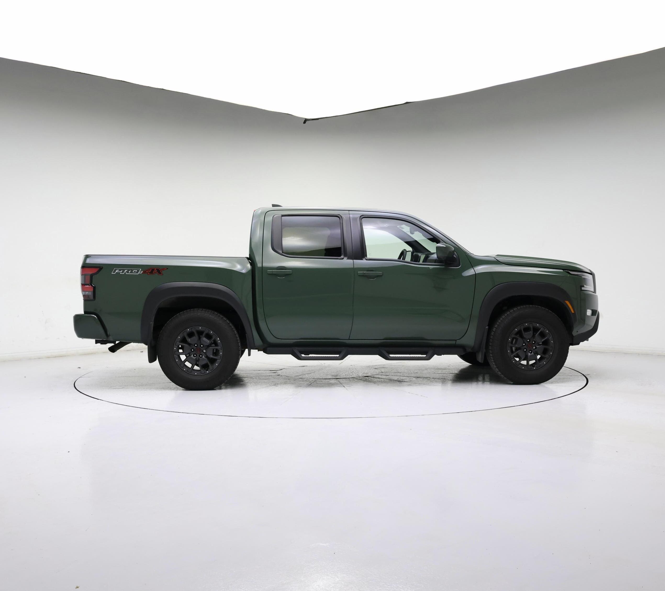 Thumbnail: 2023 Nissan Frontier - 7