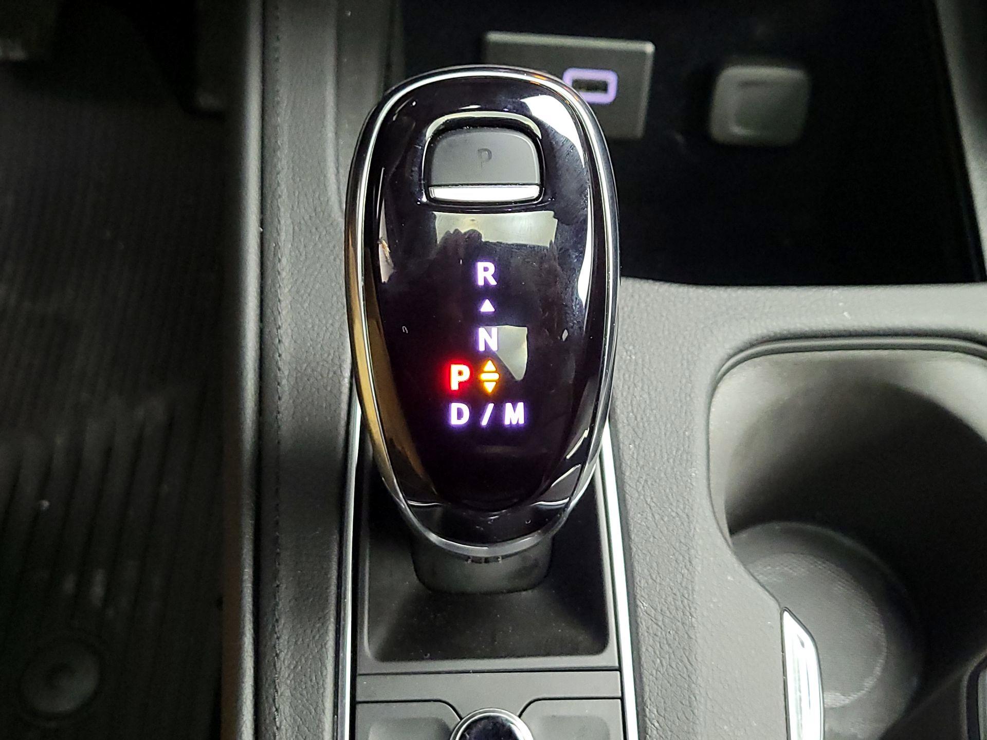 Thumbnail: 2025 Cadillac XT4 - 18