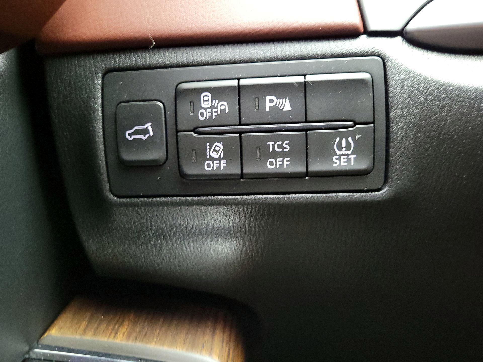 Thumbnail: 2016 Mazda CX-9 - 13