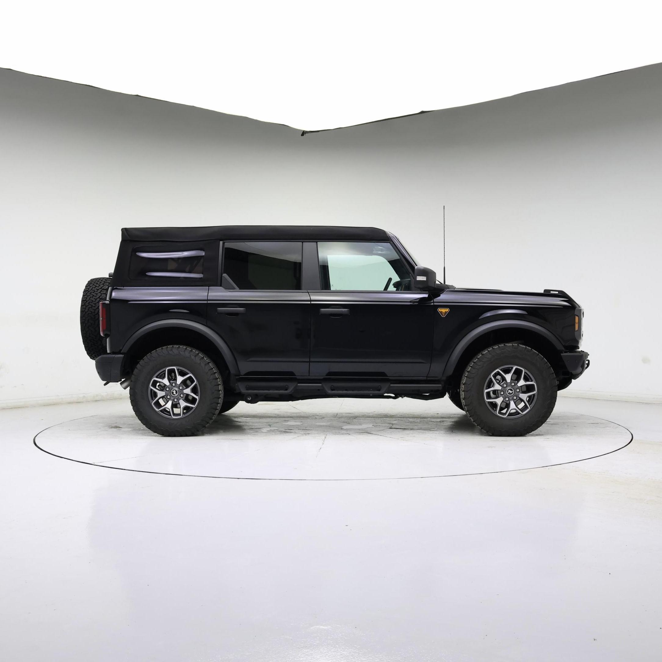 Thumbnail: 2024 Ford Bronco - 7