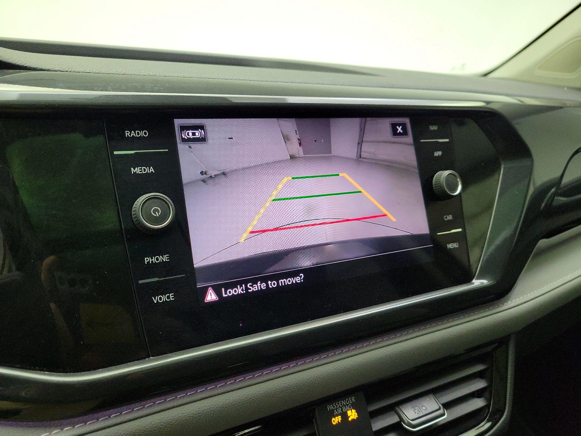 Thumbnail: 2023 Volkswagen Taos - 15