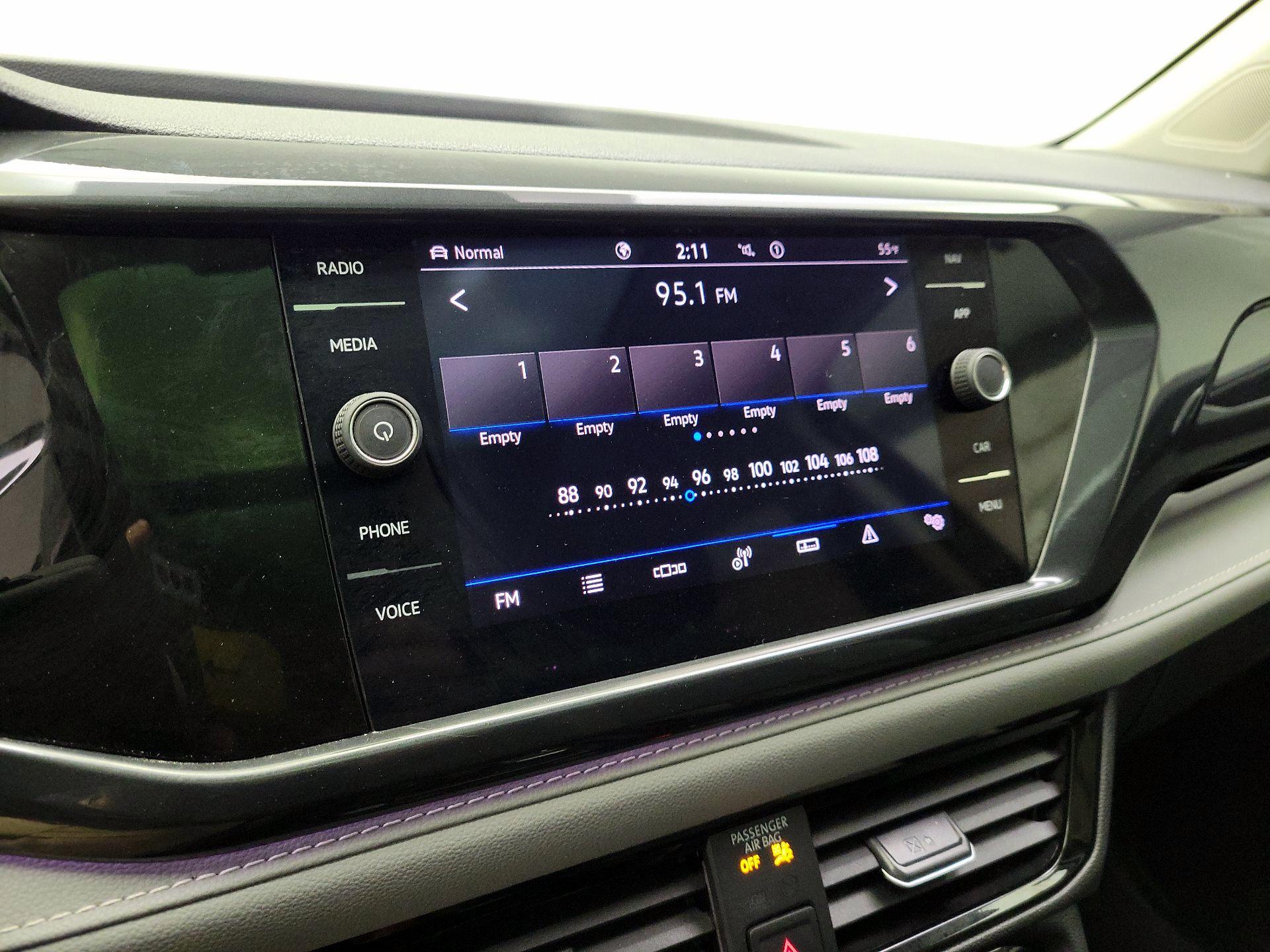 Thumbnail: 2023 Volkswagen Taos - 16