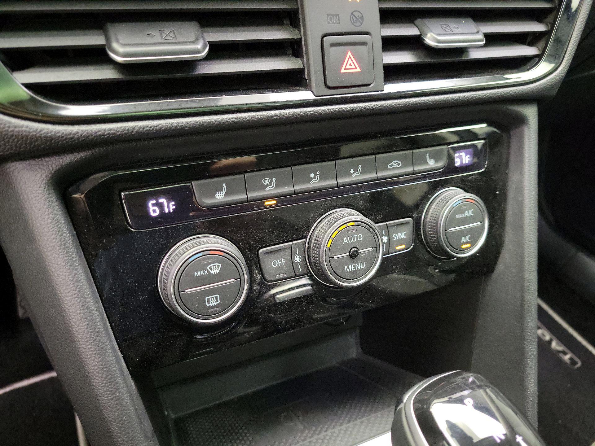 Thumbnail: 2023 Volkswagen Taos - 17