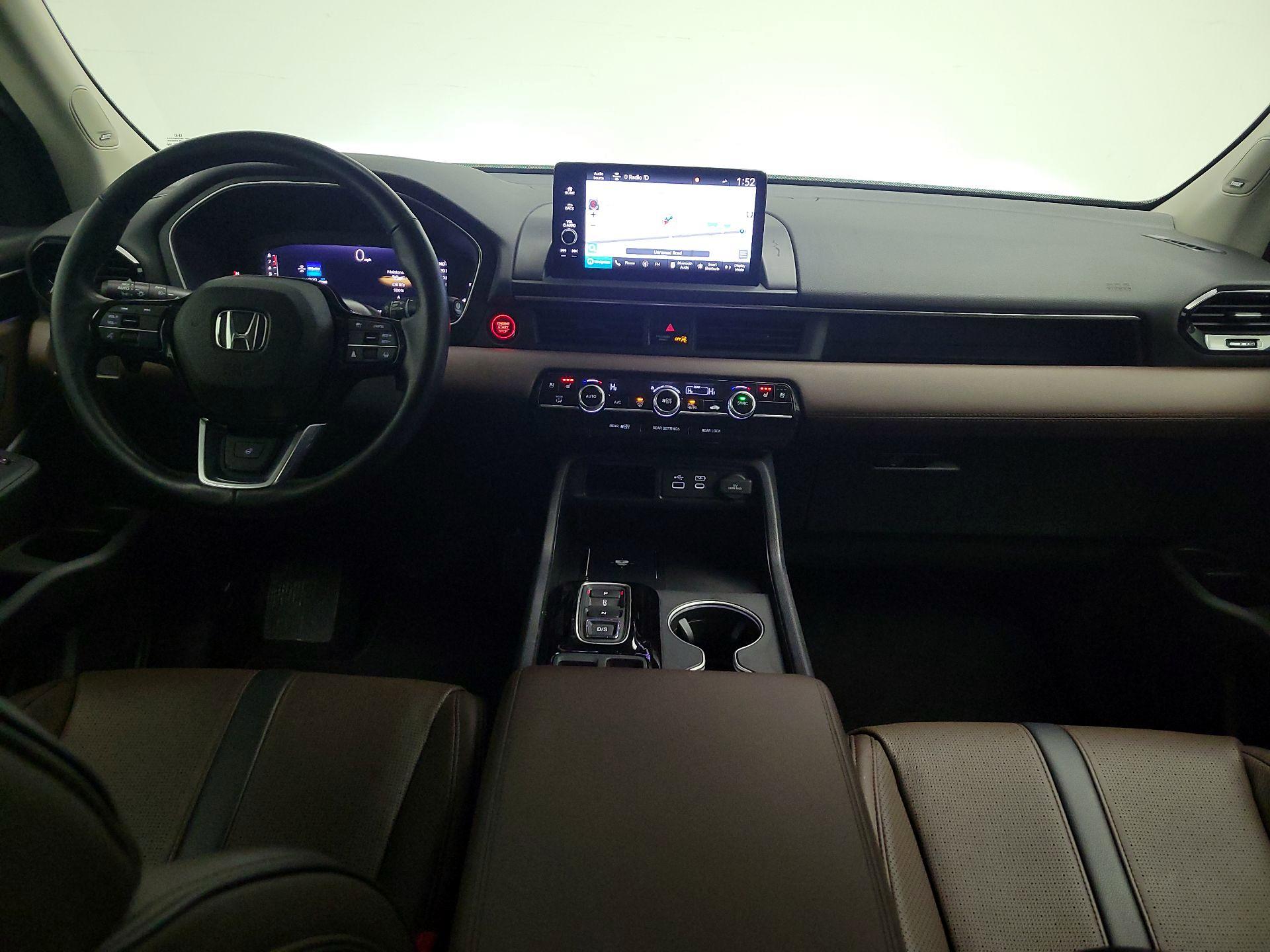 Thumbnail: 2023 Honda Pilot - 9