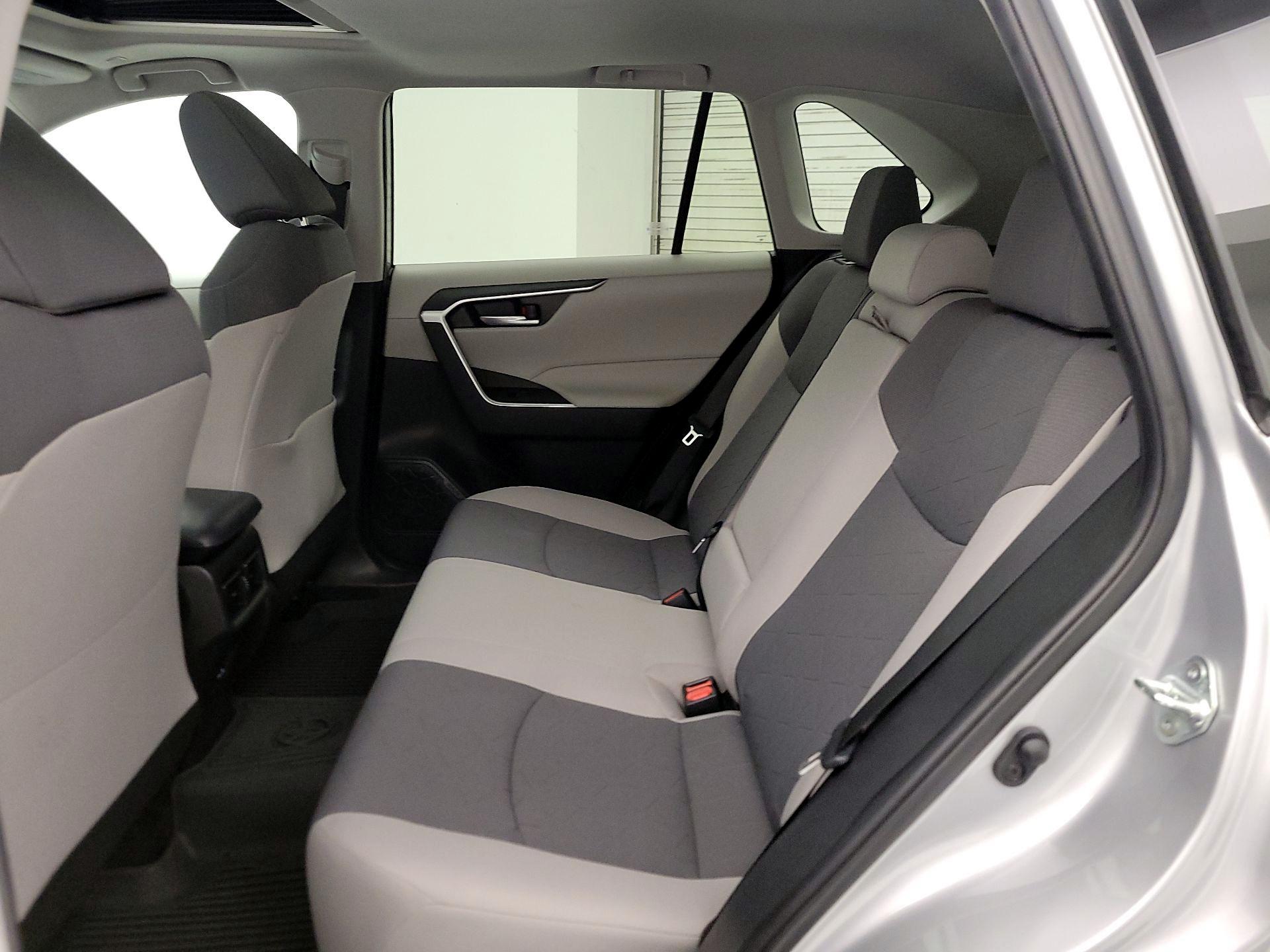 Thumbnail: 2024 Toyota RAV4 - 20