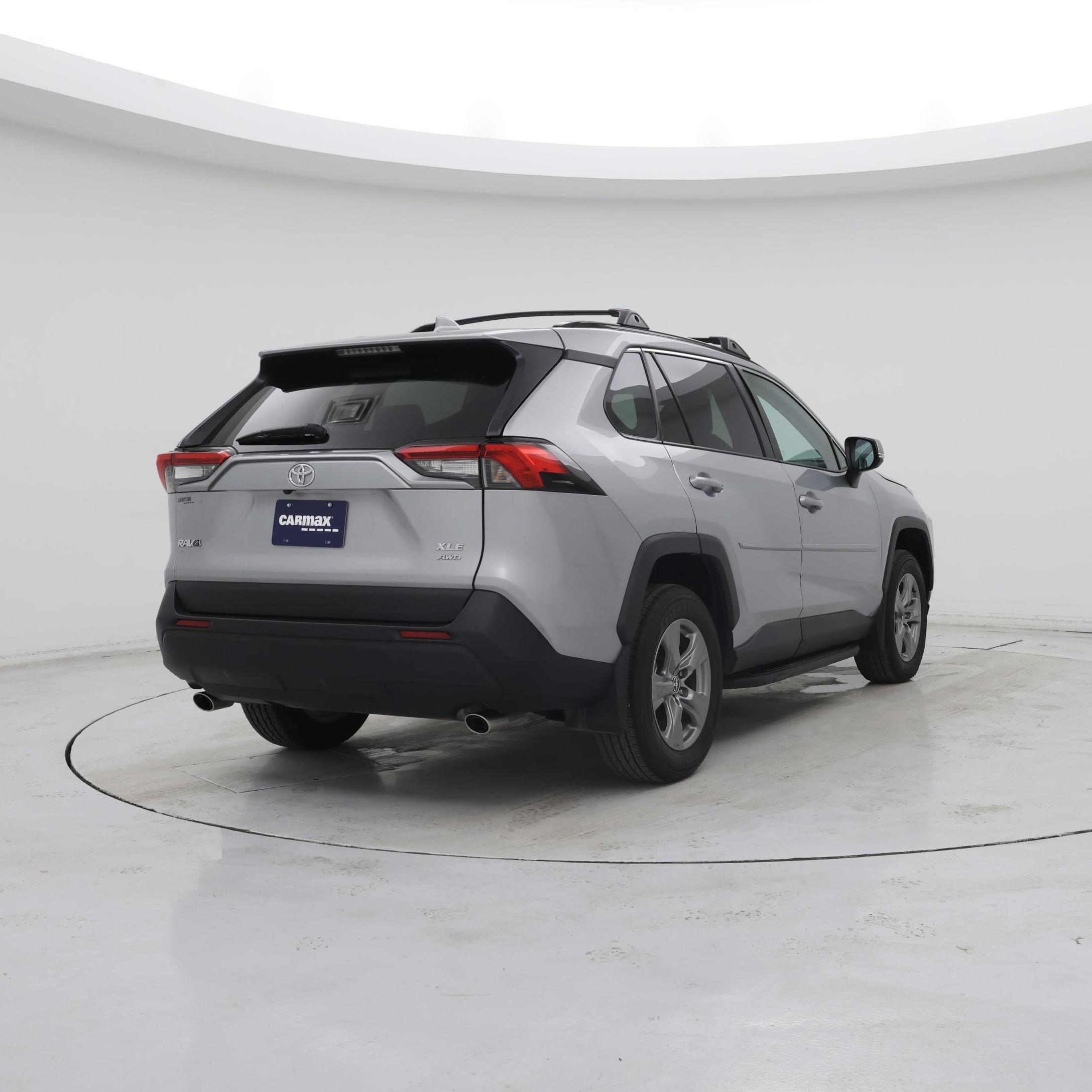 Thumbnail: 2024 Toyota RAV4 - 8