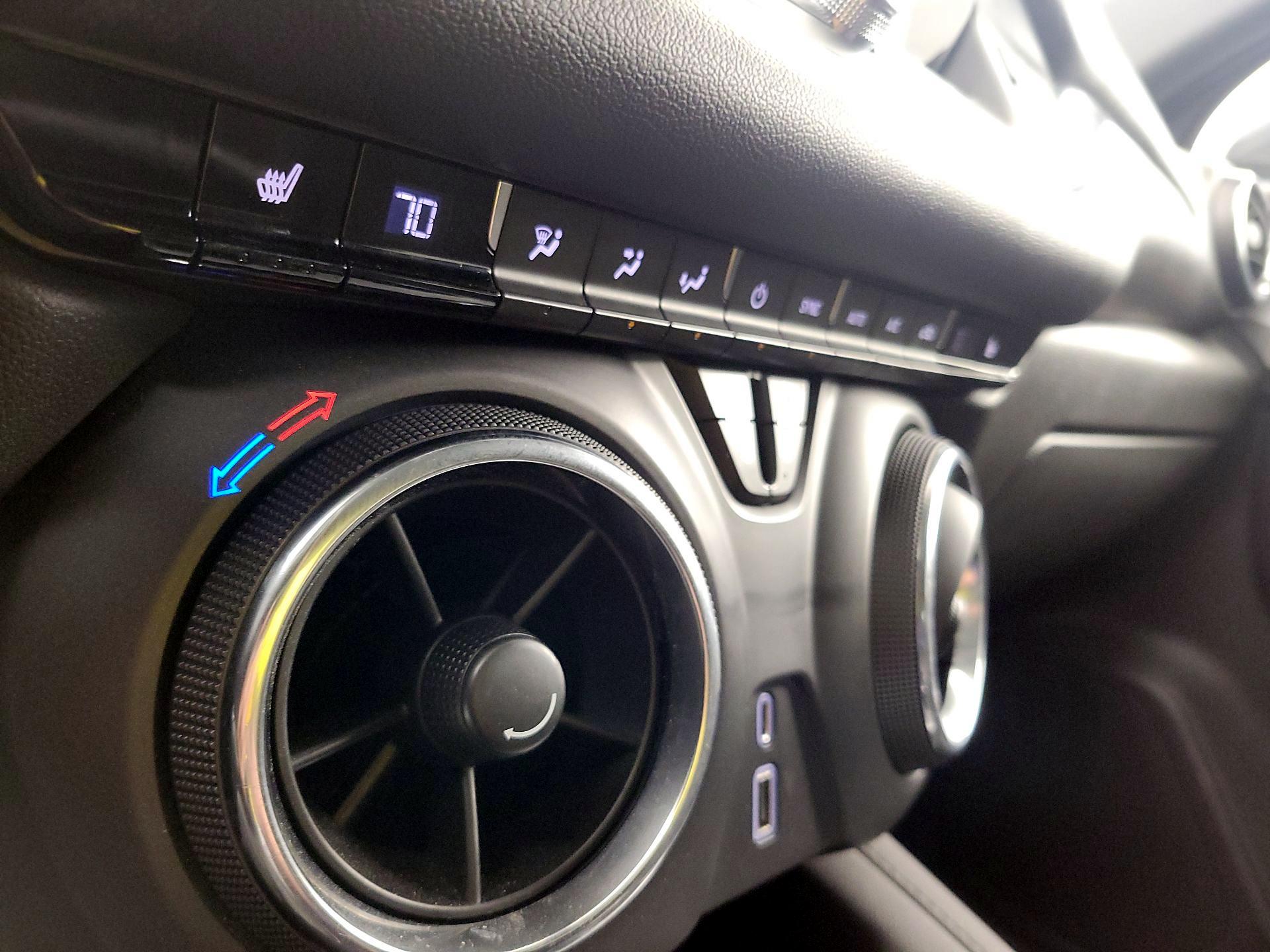 Thumbnail: 2020 Chevrolet Blazer - 16