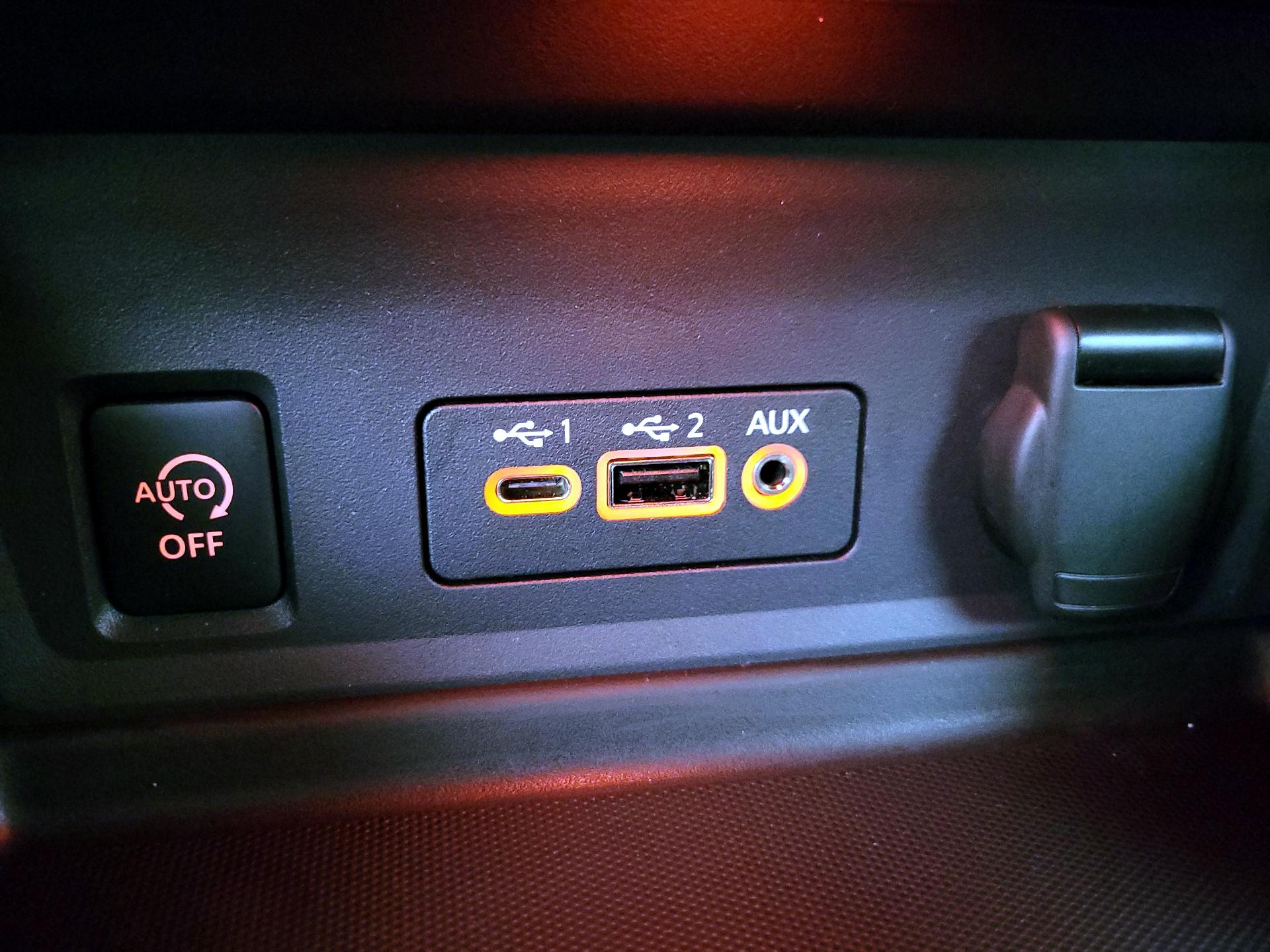 Thumbnail: 2024 Nissan Sentra - 18