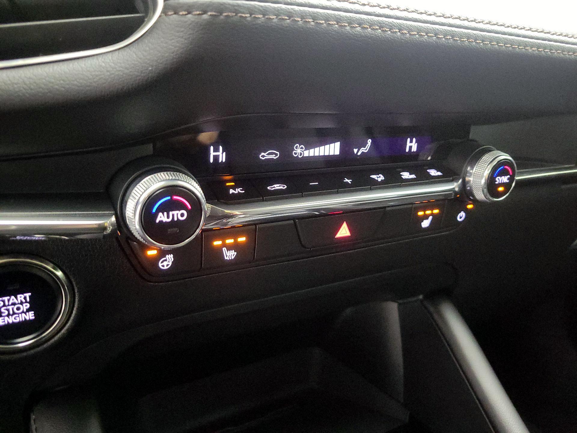 Thumbnail: 2025 Mazda Mazda3 - 16