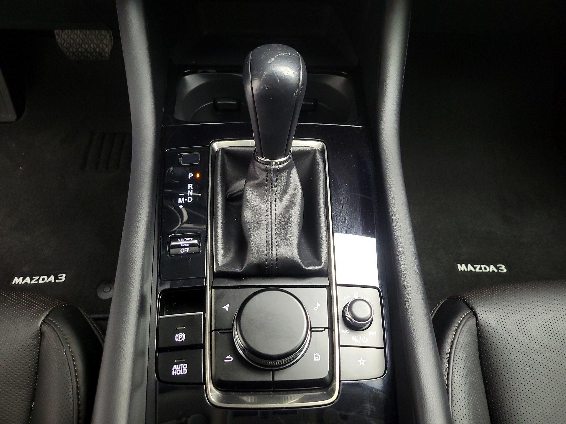 Thumbnail: 2025 Mazda Mazda3 - 17