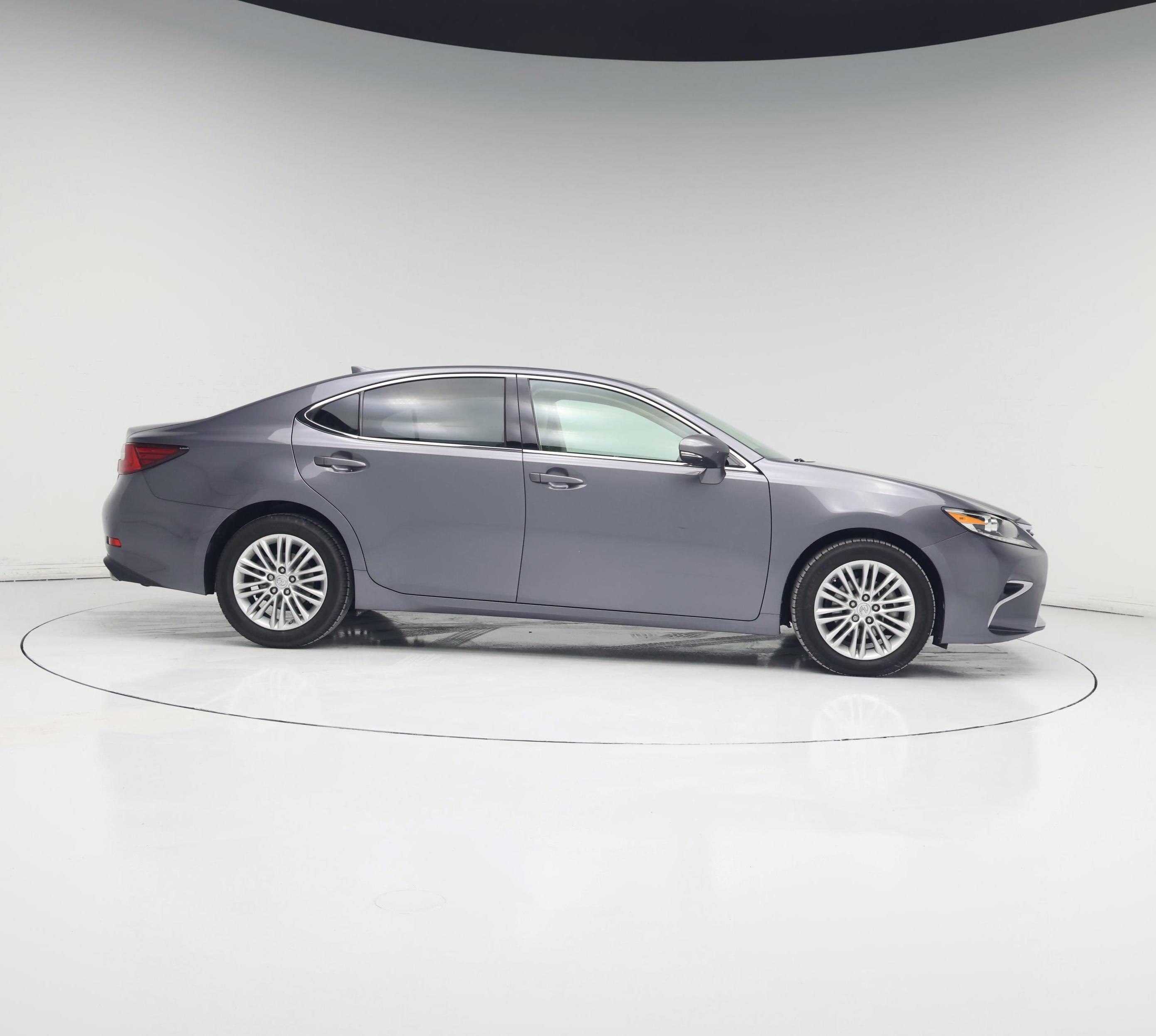 Thumbnail: 2016 Lexus ES - 7