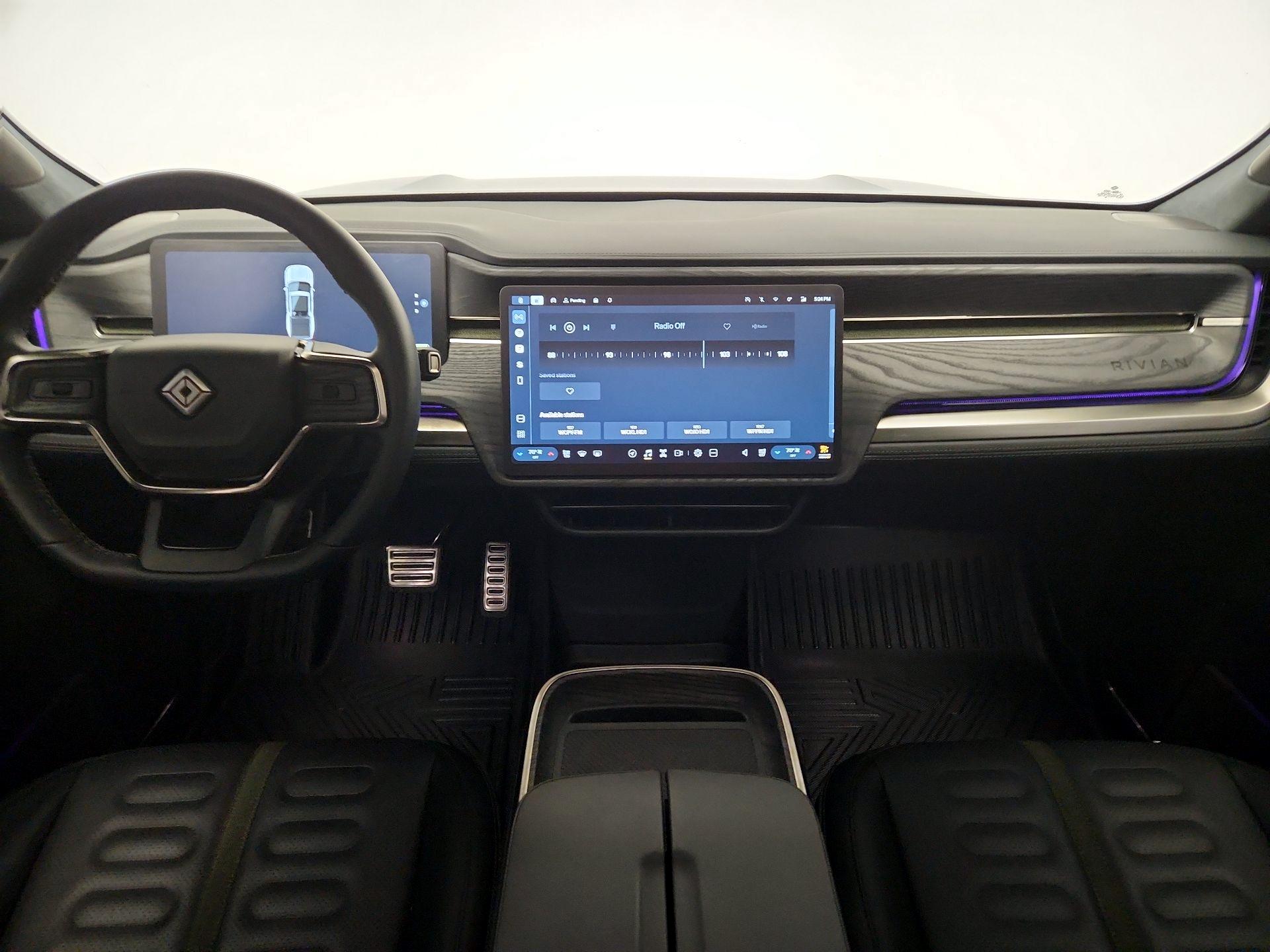 Thumbnail: 2024 Rivian R1T - 9