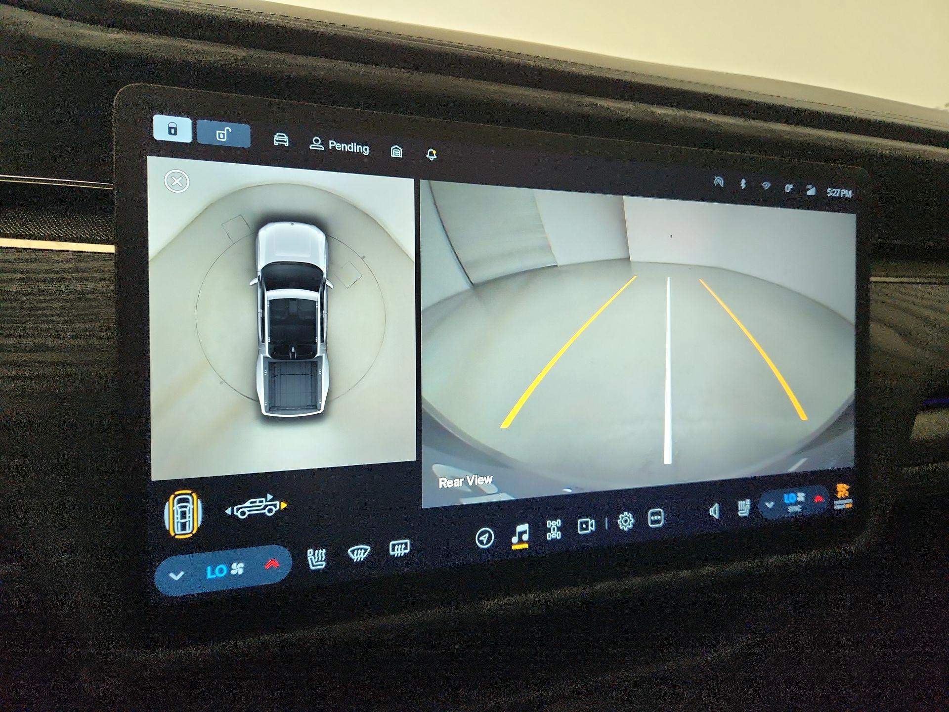 Thumbnail: 2024 Rivian R1T - 13