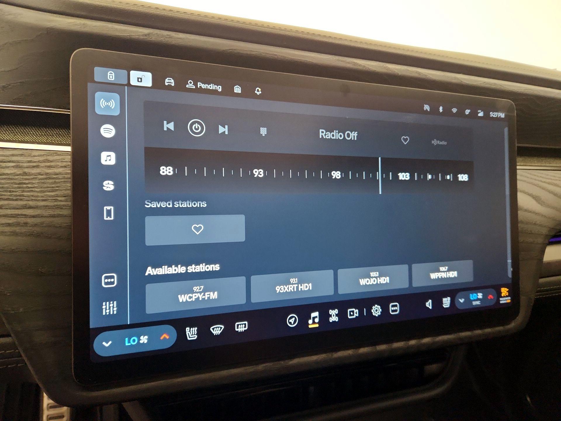 Thumbnail: 2024 Rivian R1T - 14