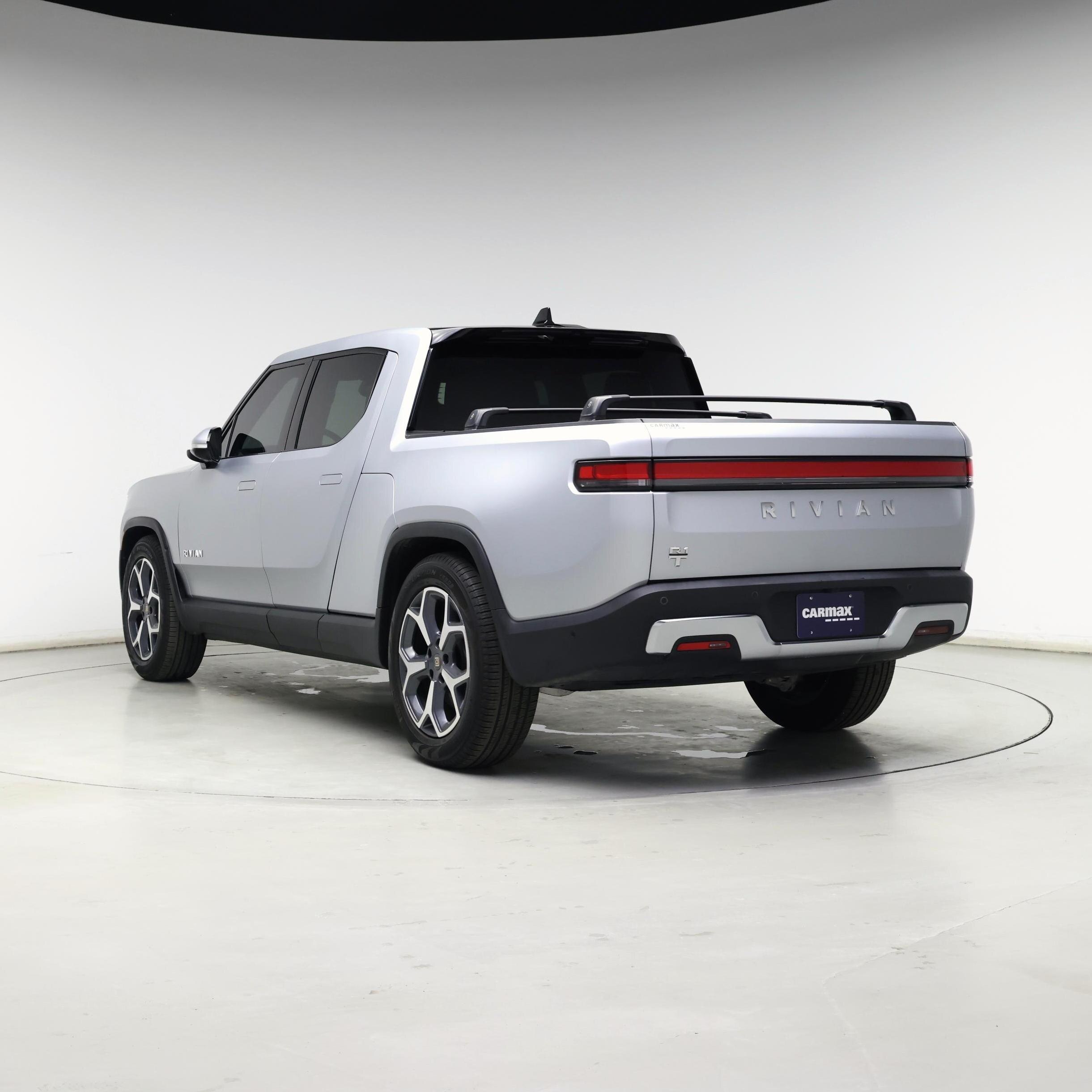 Thumbnail: 2024 Rivian R1T - 2