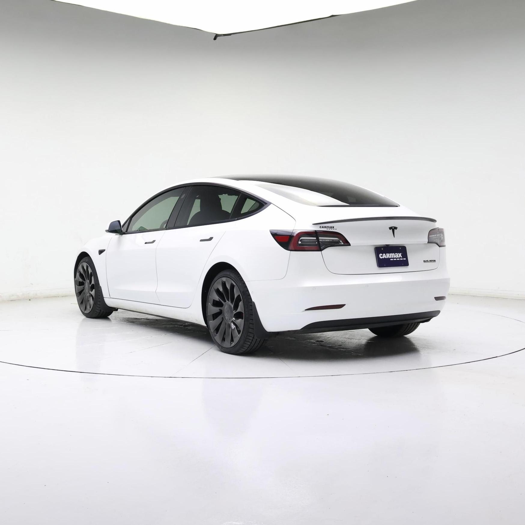 Thumbnail: 2022 Tesla Model 3 - 2