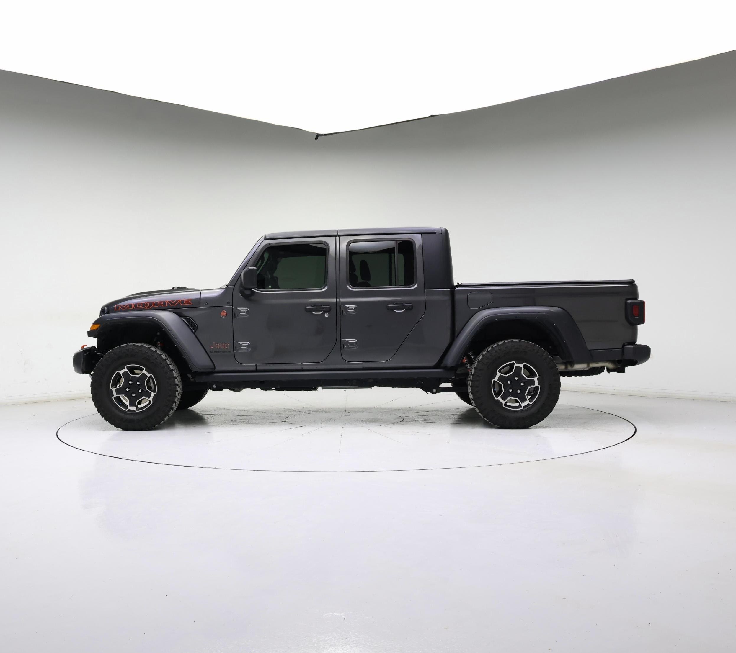 Thumbnail: 2023 Jeep Gladiator - 3