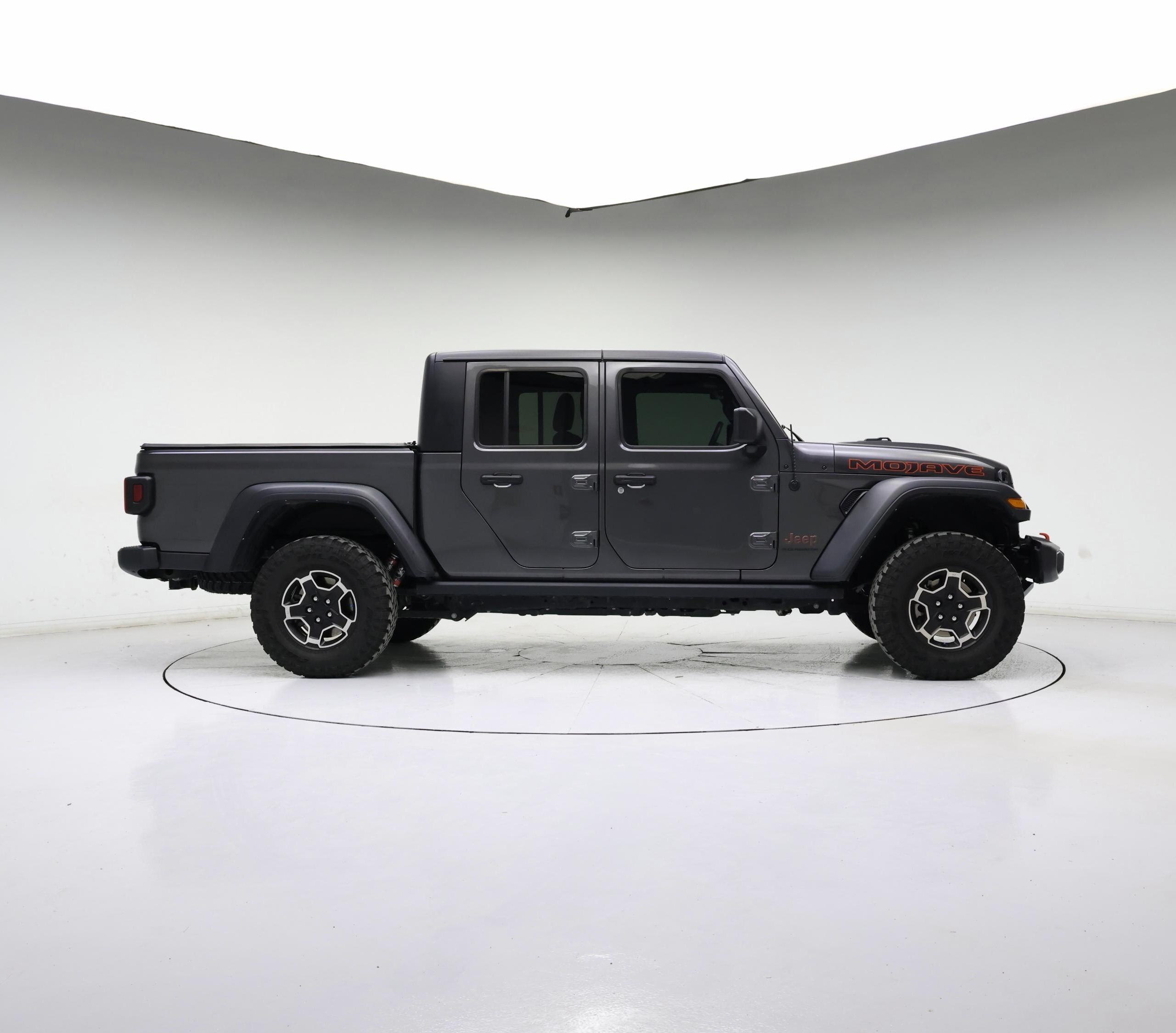 Thumbnail: 2023 Jeep Gladiator - 7