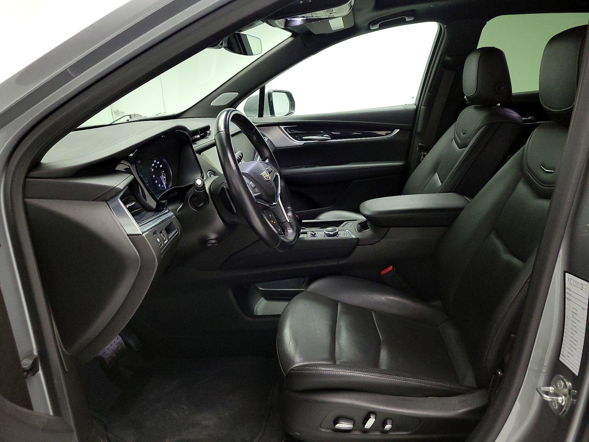 Thumbnail: 2024 Cadillac XT5 - 11