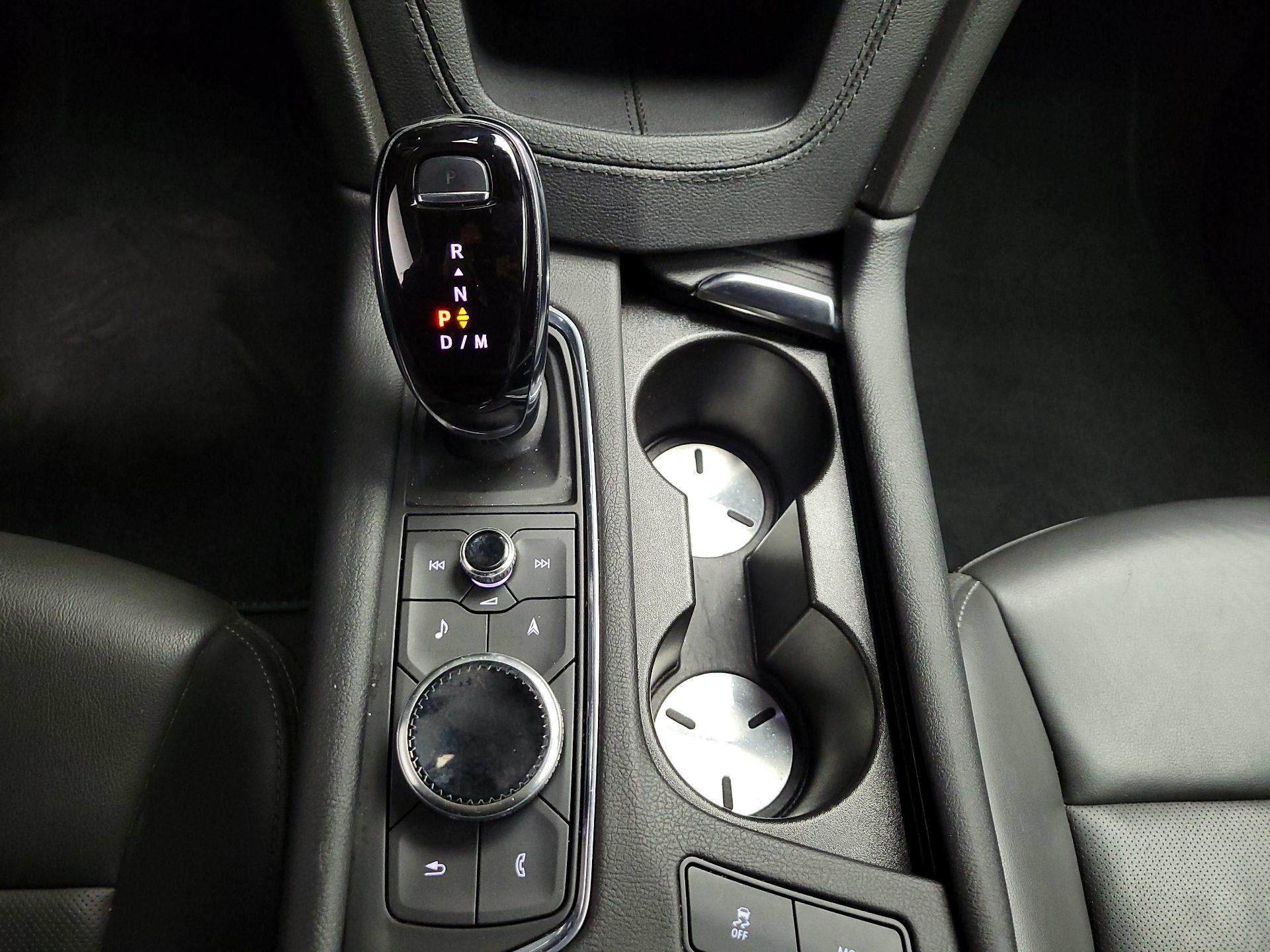 Thumbnail: 2024 Cadillac XT5 - 17