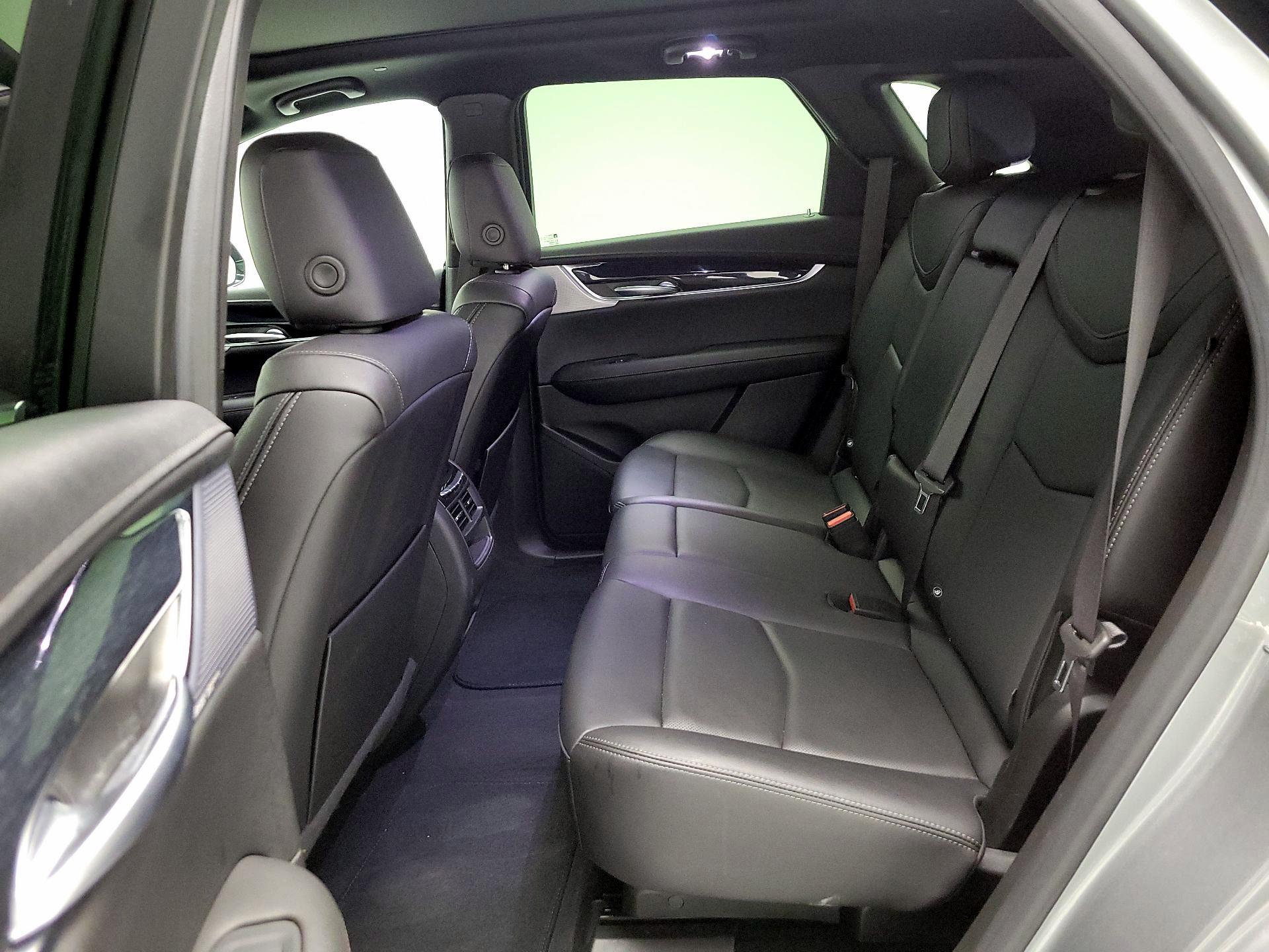 Thumbnail: 2024 Cadillac XT5 - 19