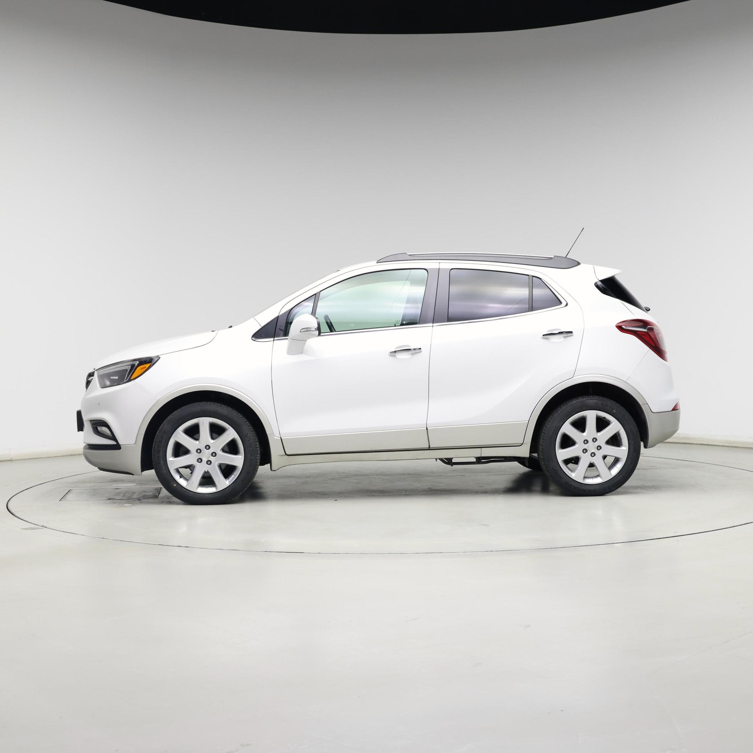 Thumbnail: 2017 Buick Encore - 3