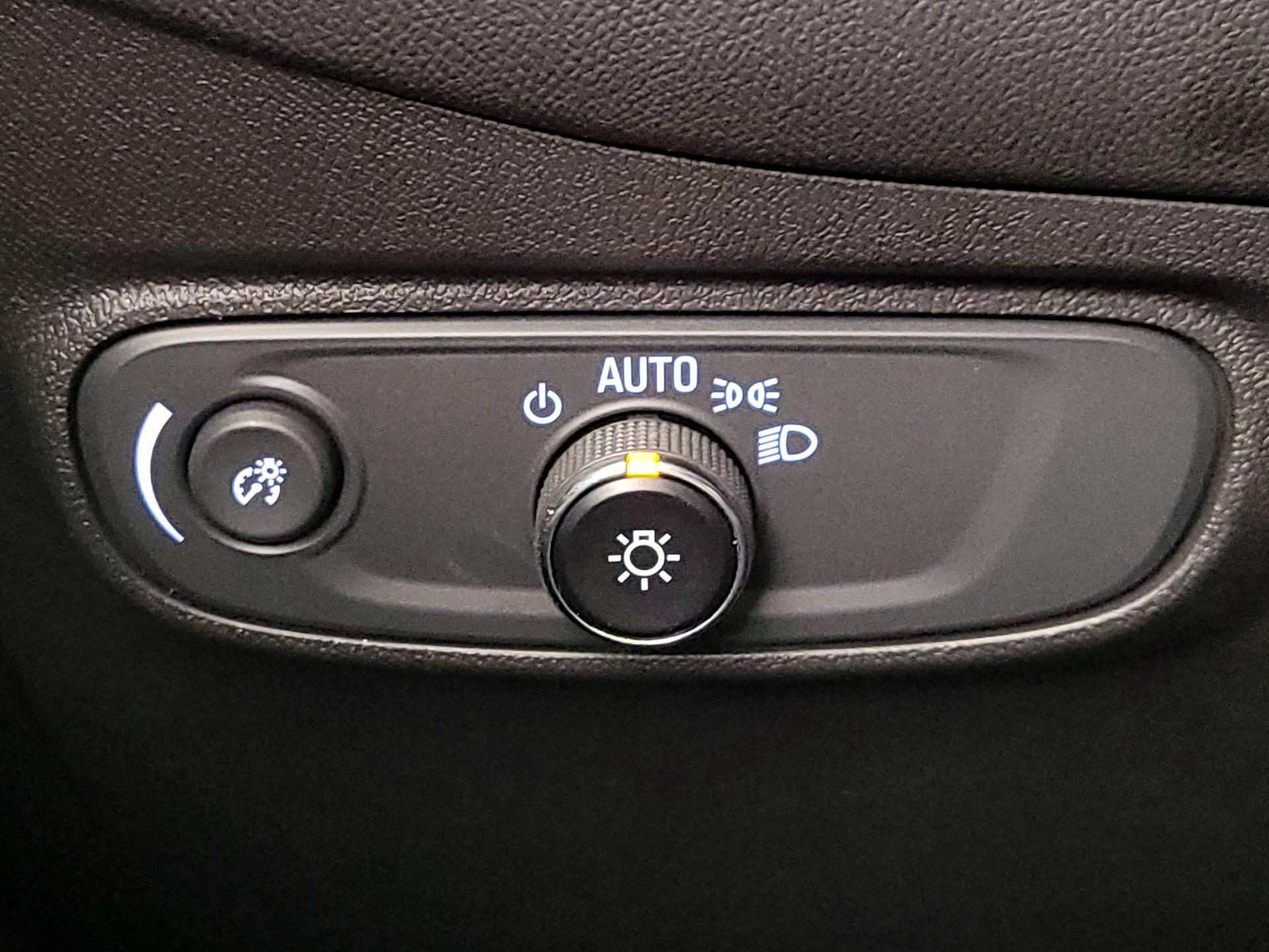 Thumbnail: 2023 Chevrolet Equinox - 13