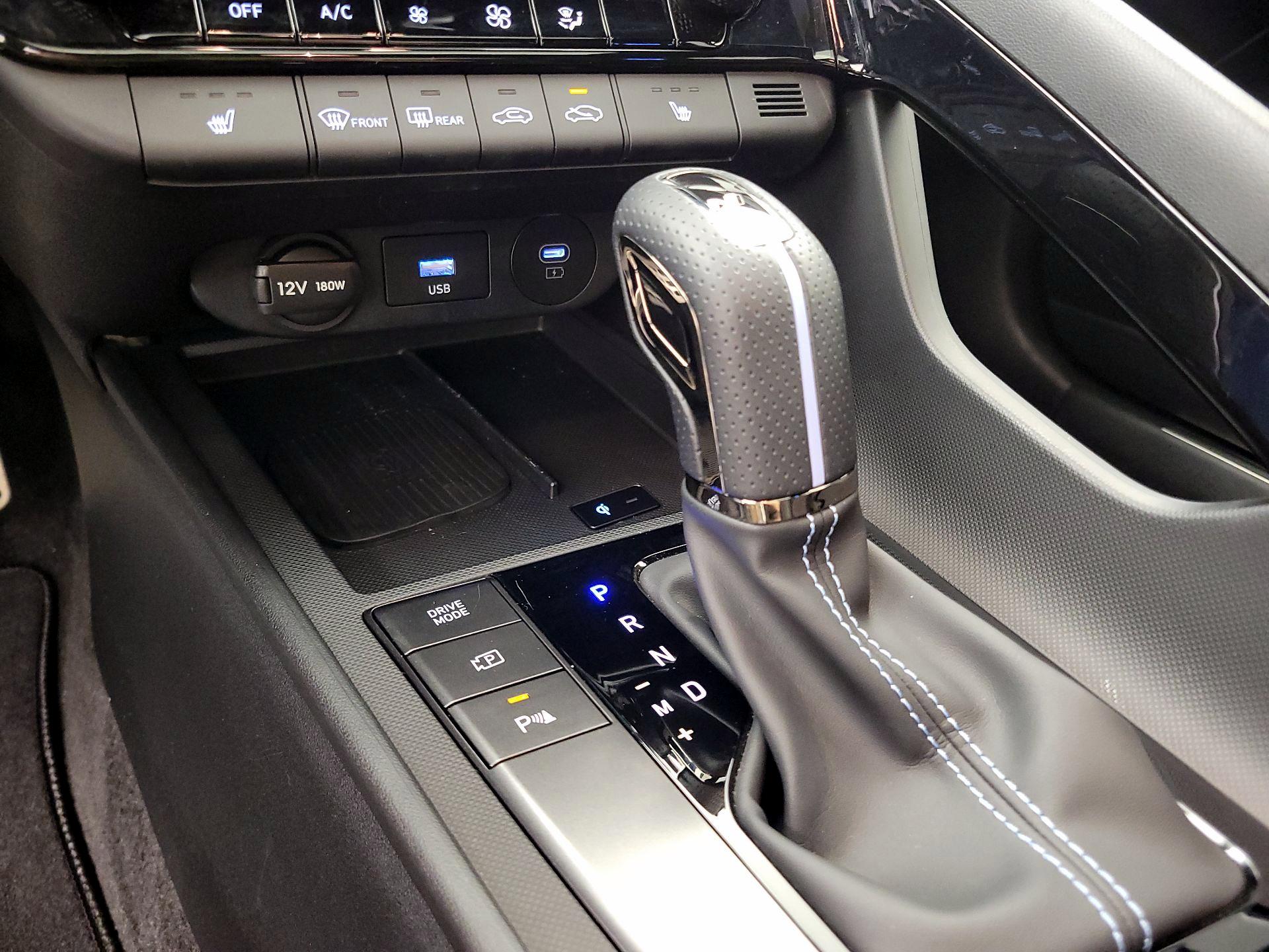 Thumbnail: 2025 Hyundai Elantra - 18