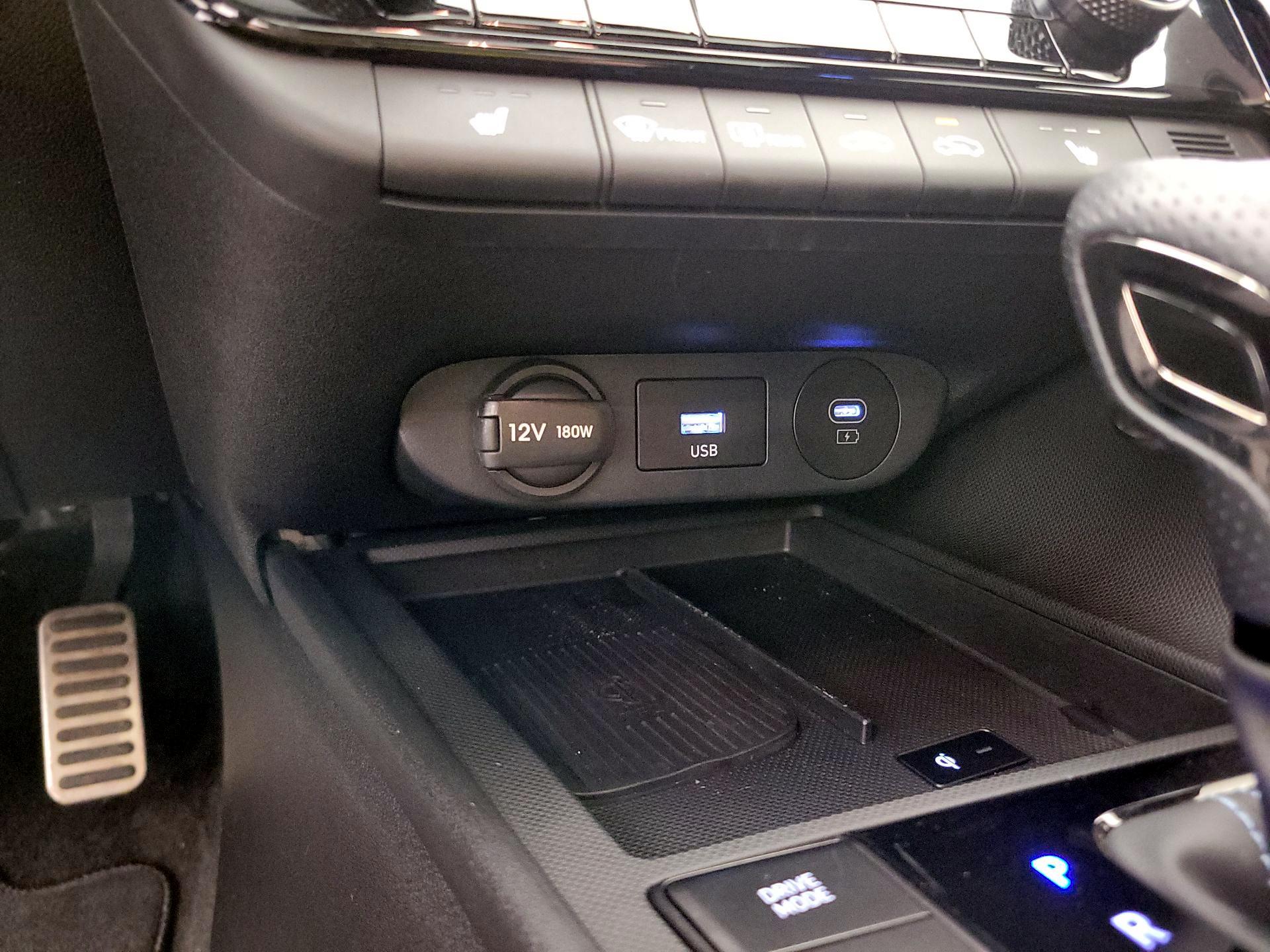 Thumbnail: 2025 Hyundai Elantra - 19