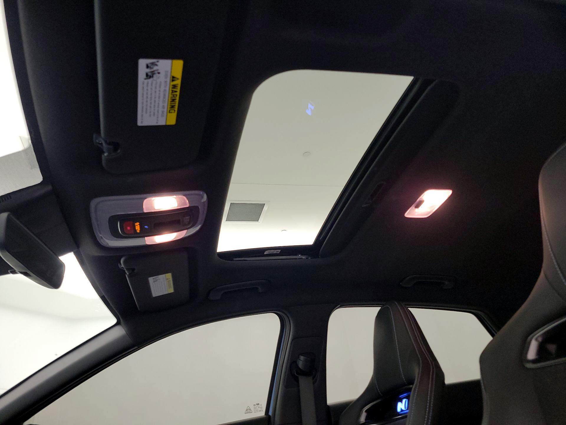 Thumbnail: 2025 Hyundai Elantra - 20