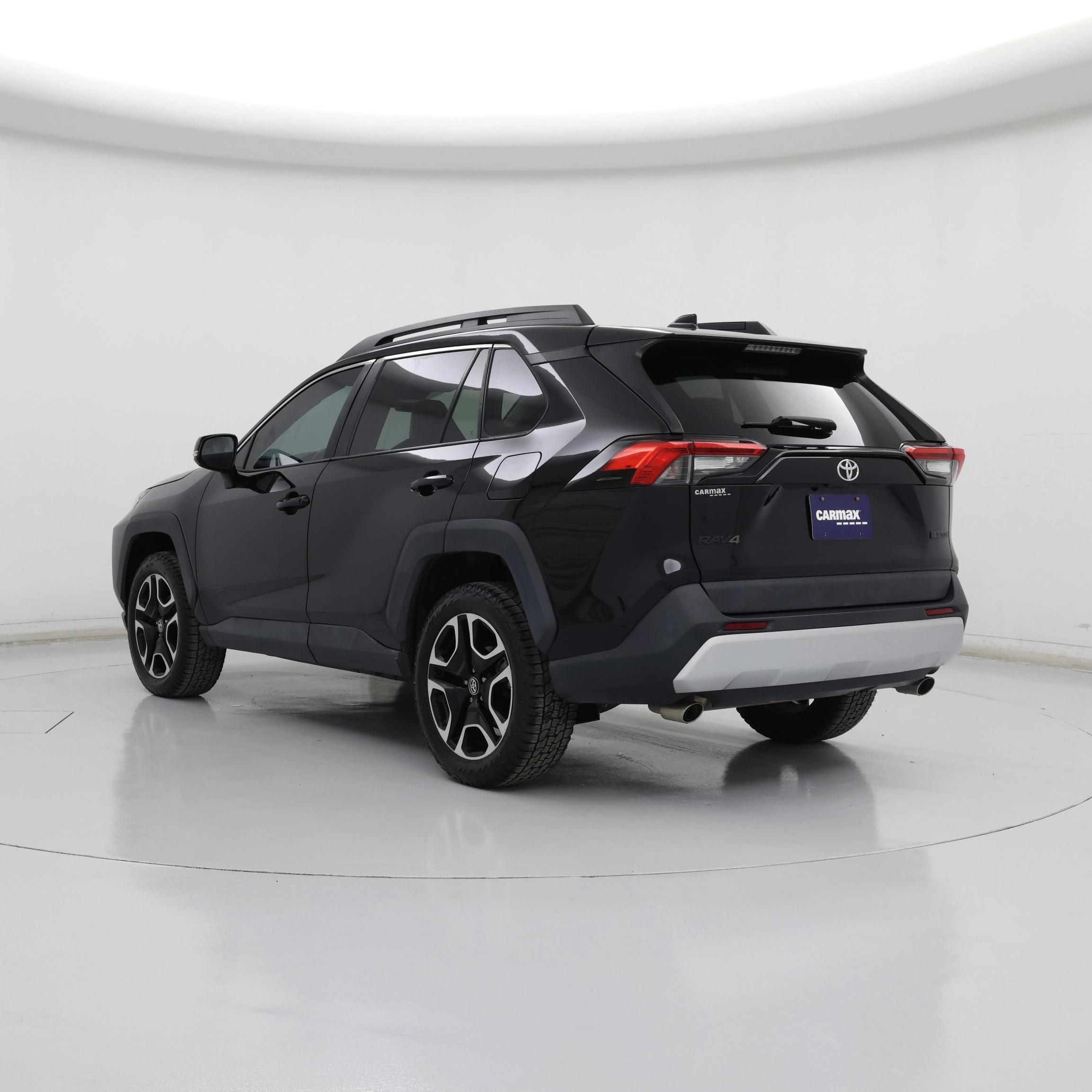 Thumbnail: 2020 Toyota RAV4 - 2