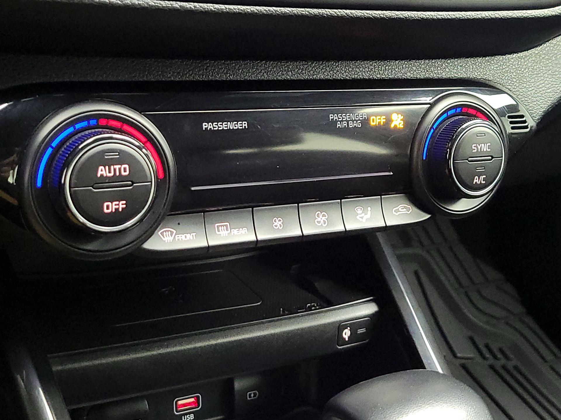 Thumbnail: 2024 Kia Forte - 17